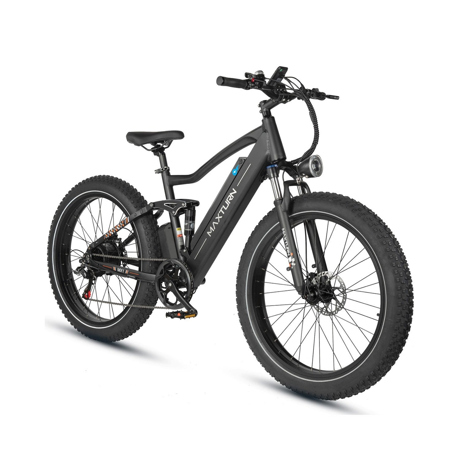 Ein schwarzes Maxturn-Elektro-Mountainbike mit dicken Reifen und Vollfederung vor weißem Hintergrund.