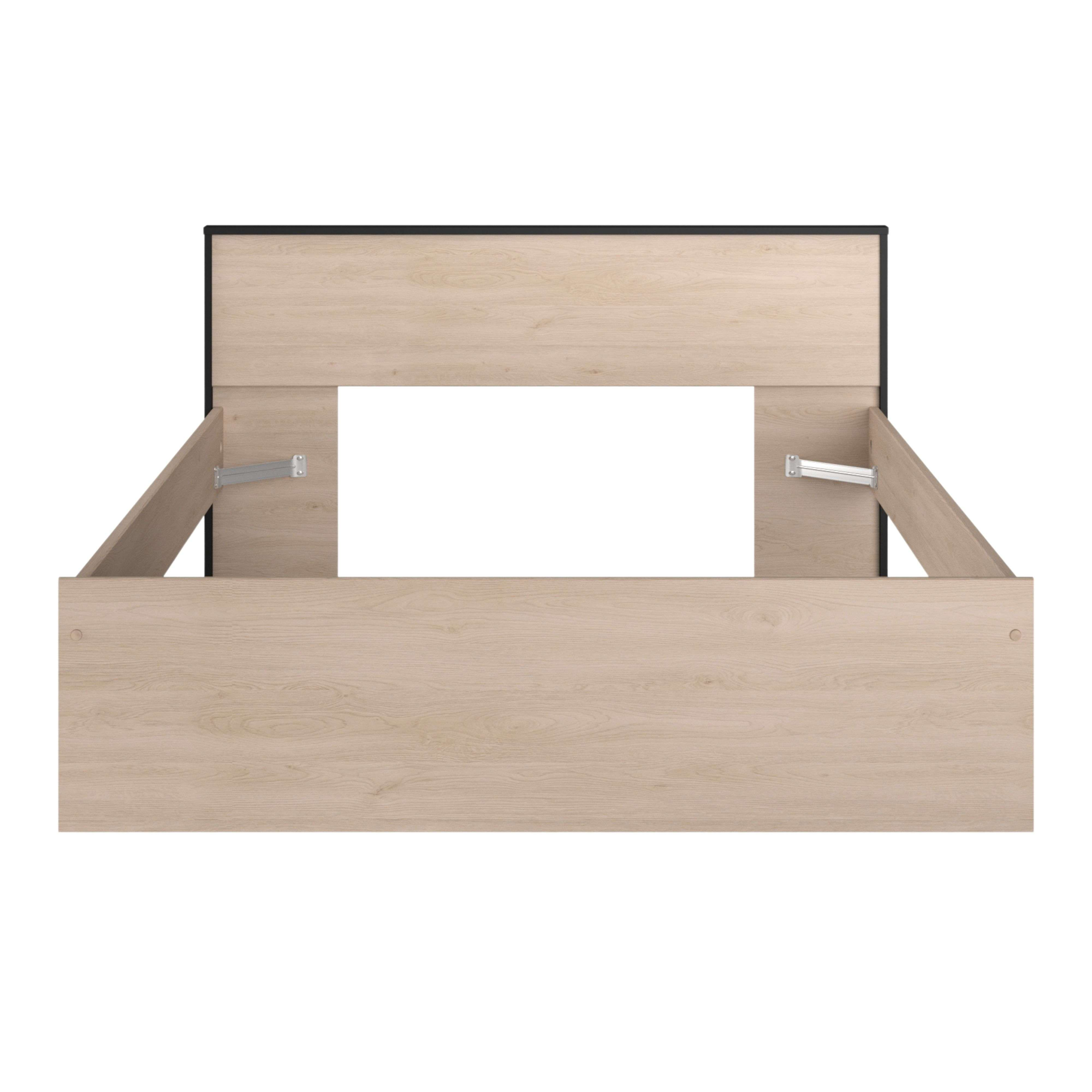 Estructura de cama de madera con cabecero negro y soportes metálicos visibles sobre fondo blanco.