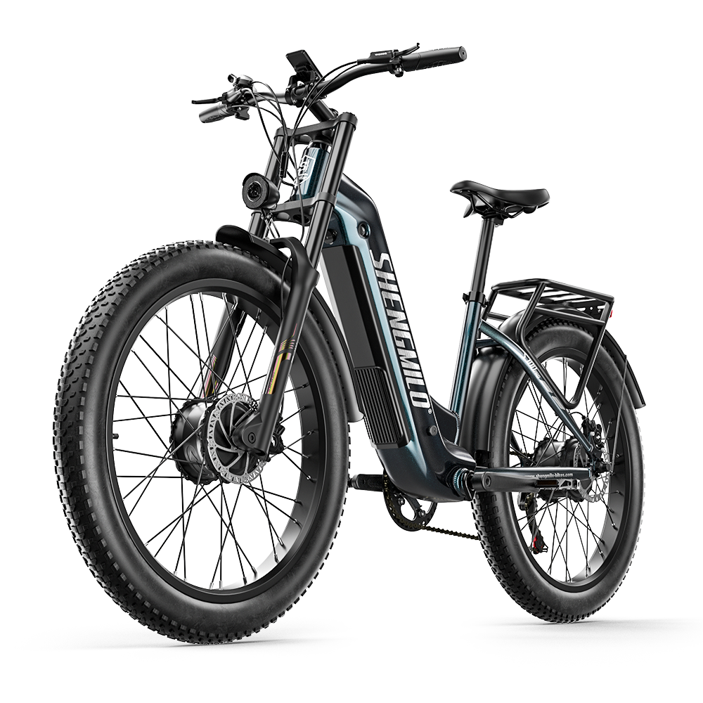Ein schwarzes Shengmilo Elektro-Fatbike im Studio vor schwarzem Hintergrund.