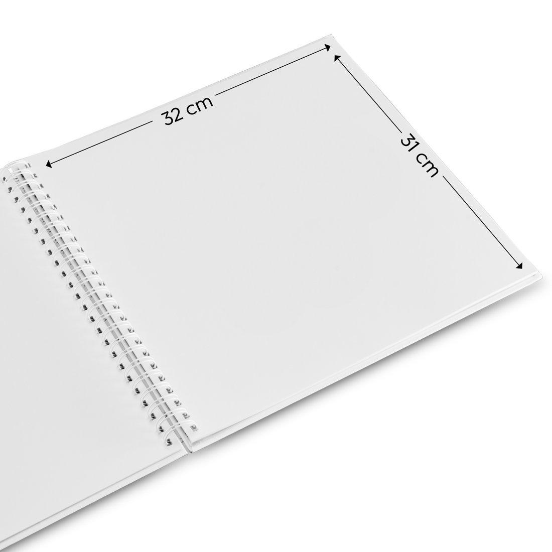Otwarty biały notes w spirali z liniami wymiarowymi 32 cm i 31 cm.