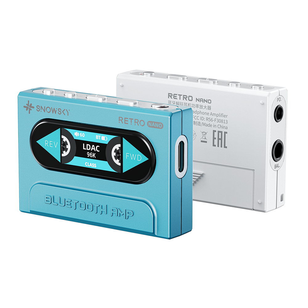 Dos amplificadores Bluetooth Retro Nano, uno turquesa y otro blanco, con pantallas de casete y botones.