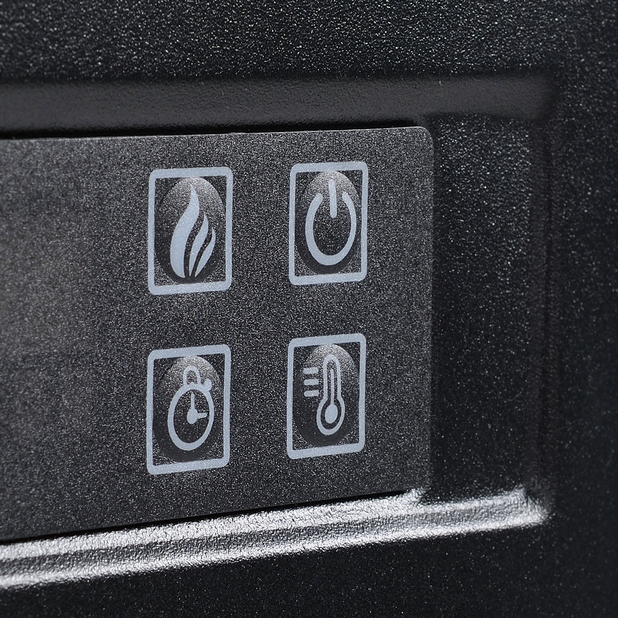 Panel de control negro con cuatro iconos blancos para llama, encendido, temporizador y temperatura.