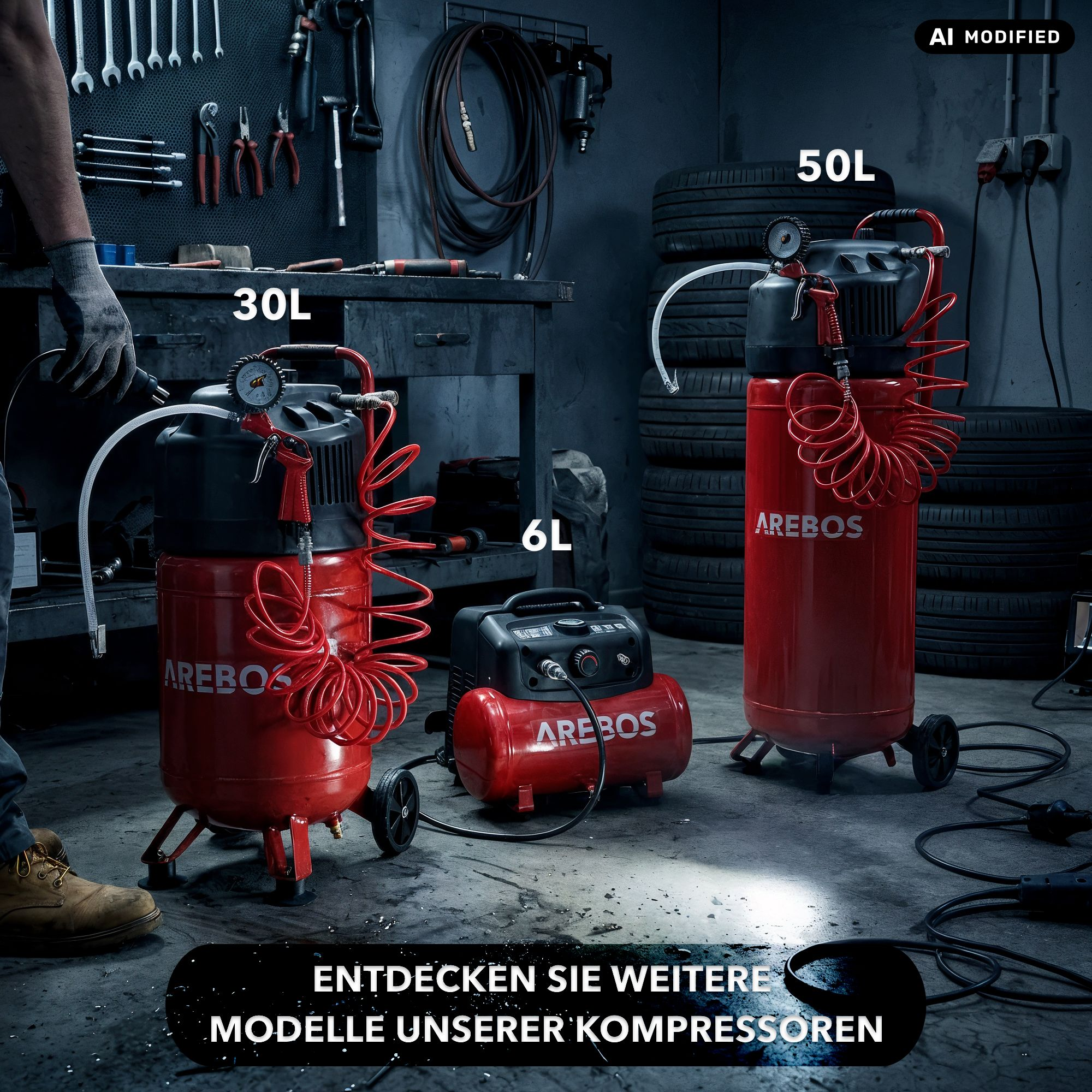 Drei rote Arebos-Kompressoren in den Größen 30L, 6L und 50L in einer Werkstatt.