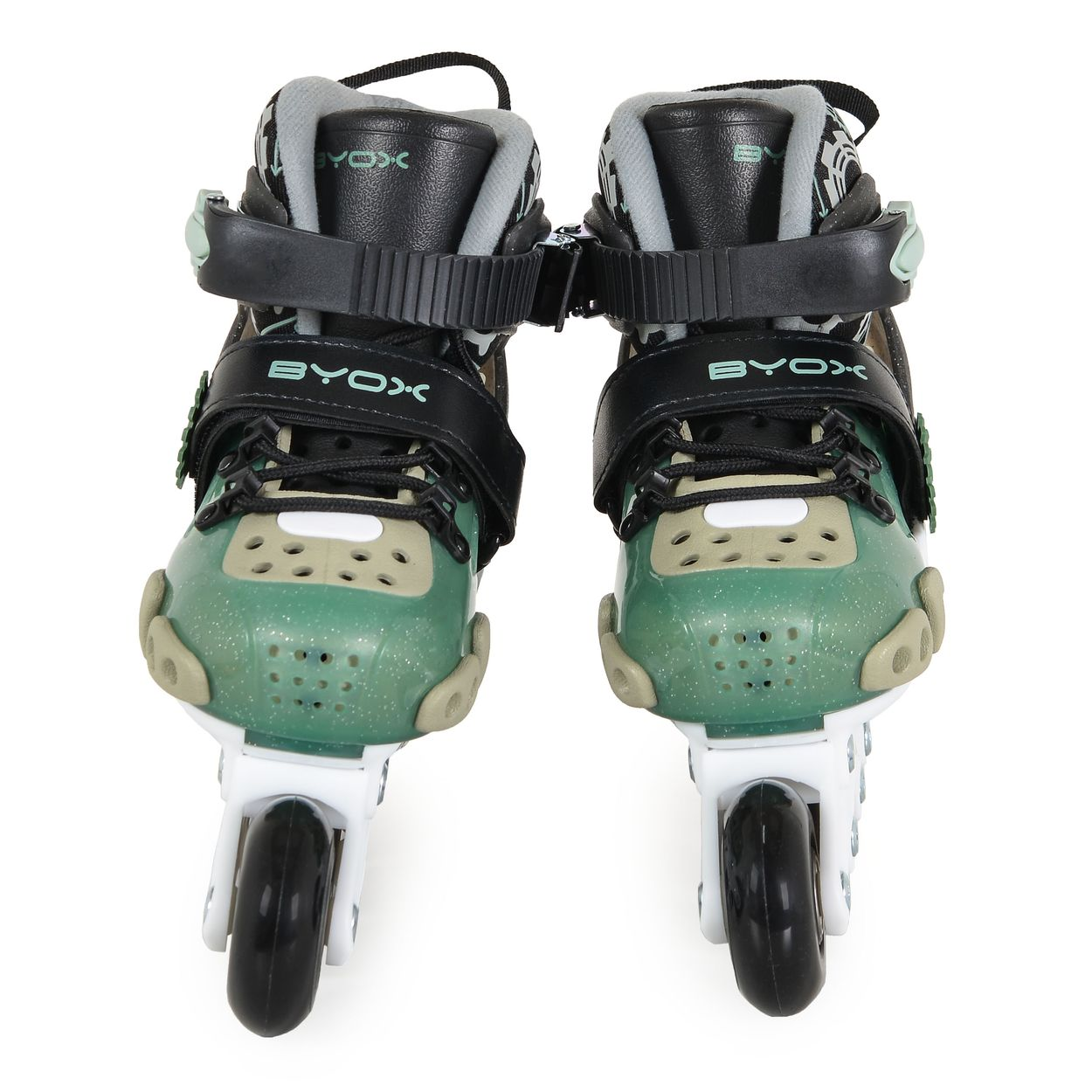 Paar grüne und schwarze Inline-Skates mit weißen Rahmen und schwarzen Rollen auf weißem Hintergrund.
