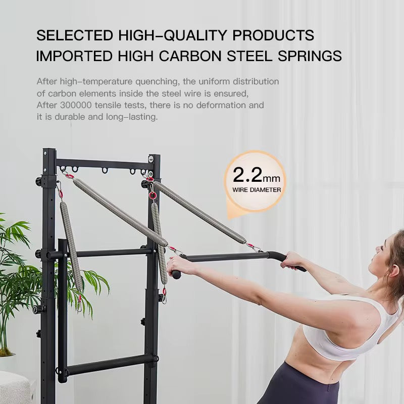 Mujer haciendo ejercicio con una máquina de pilates y resortes de acero.