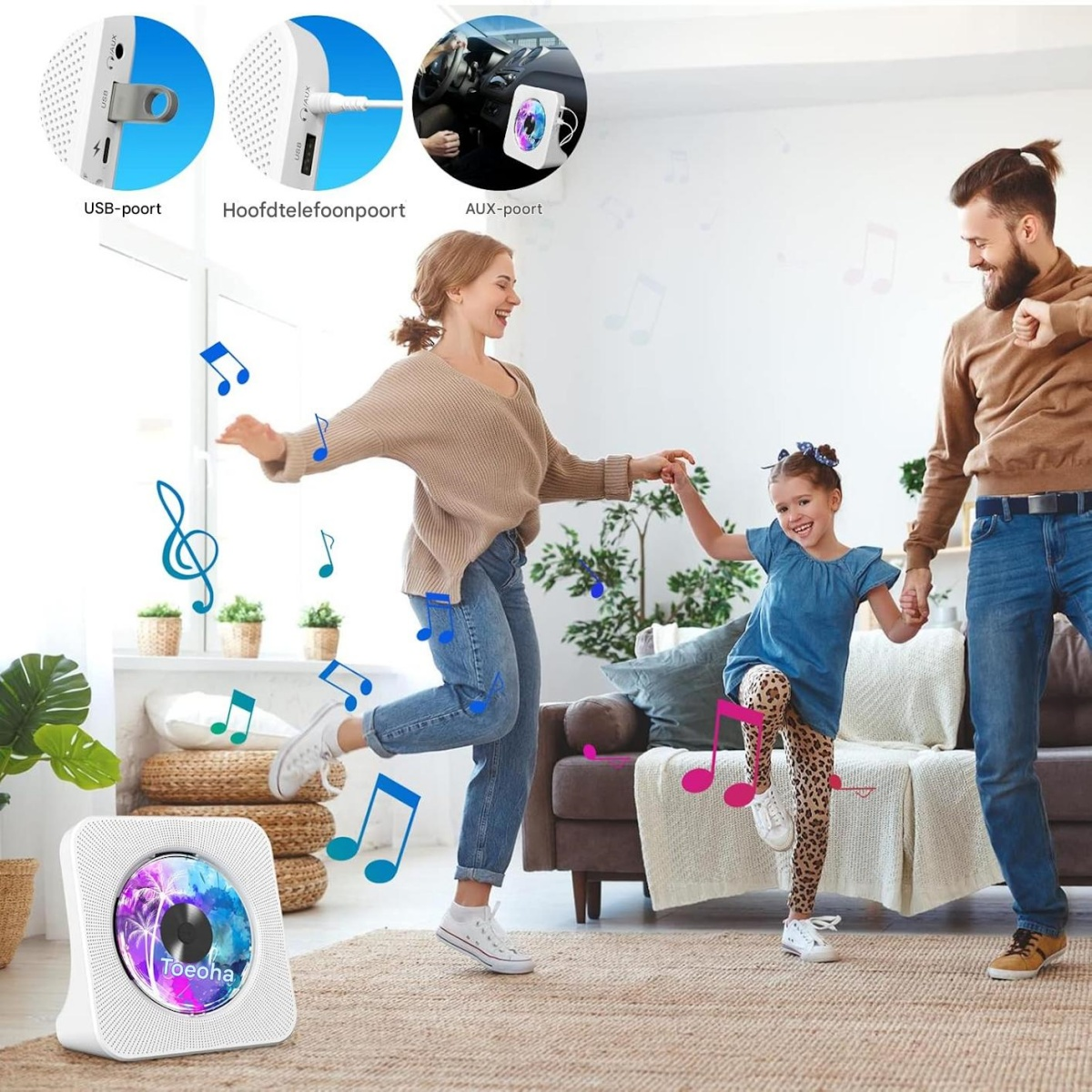 Eine Familie tanzt fröhlich in einem Wohnzimmer neben einem weißen Musikplayer mit bunten Lichteffekten.