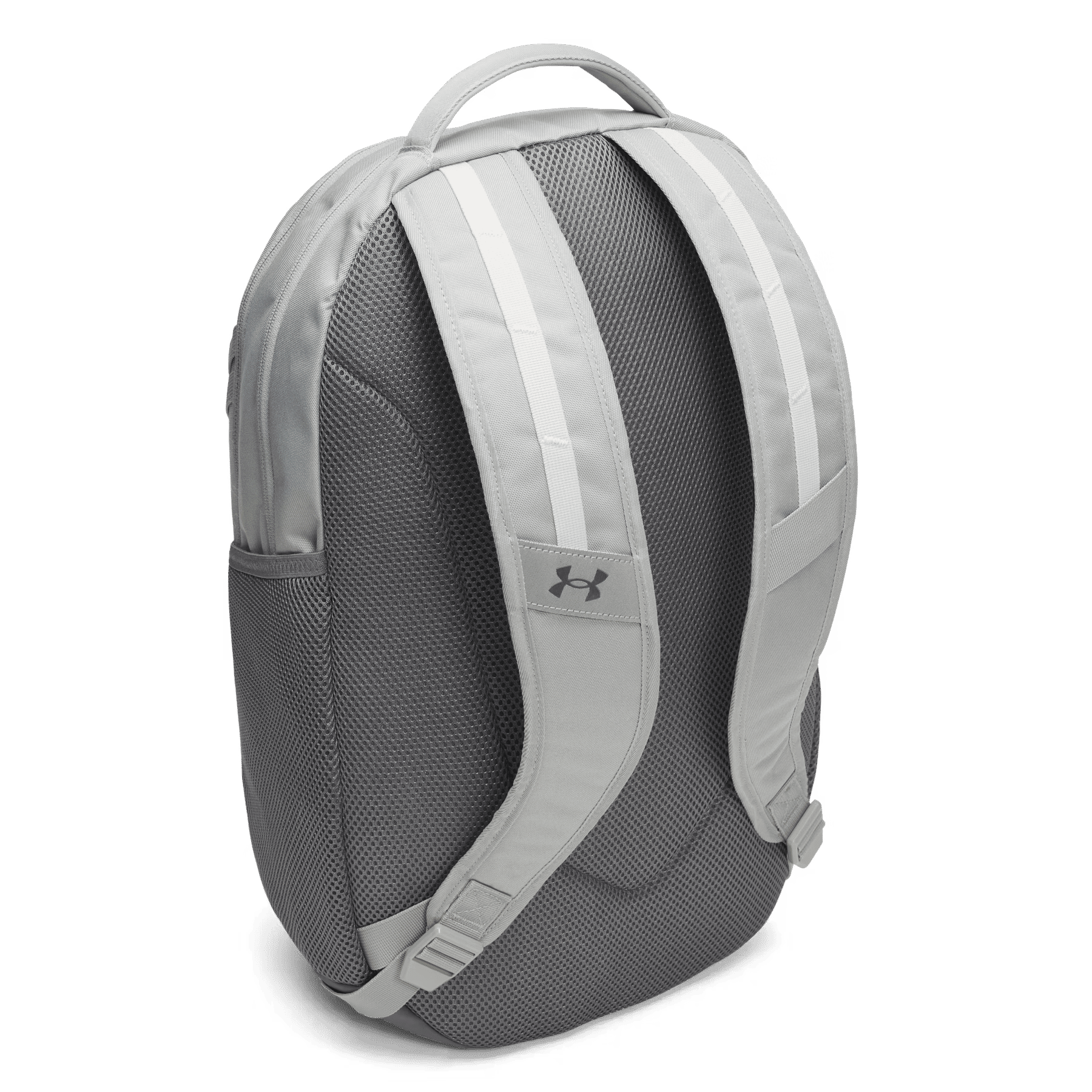 Ein grauer Under Armour Rucksack von hinten, mit gepolsterten Schultergurten und Mesh-Rücken.