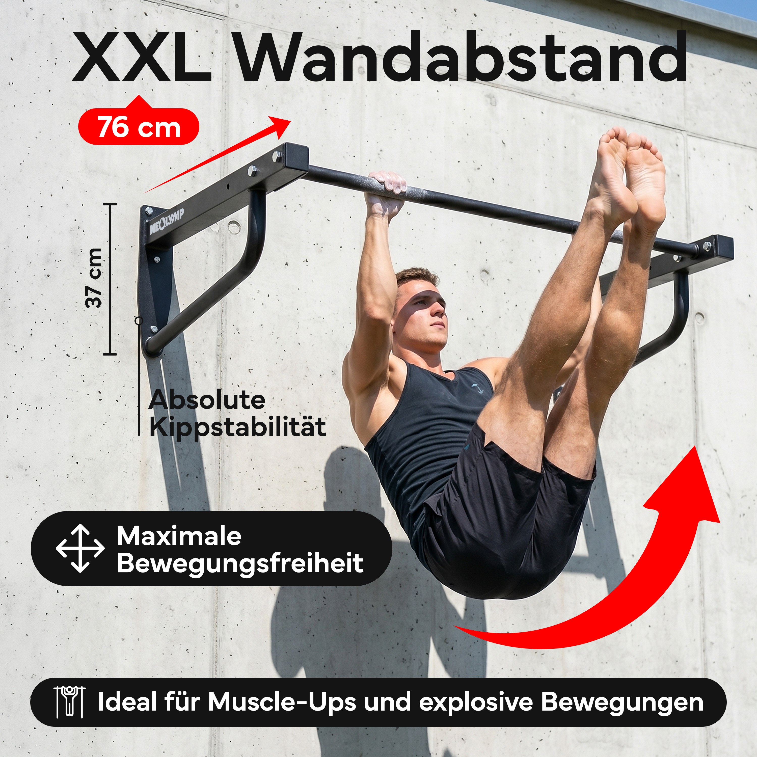 Ein Mann macht Klimmzüge an einer schwarzen Wandstange vor einer Betonwand, ergänzt durch Text und Maße.
