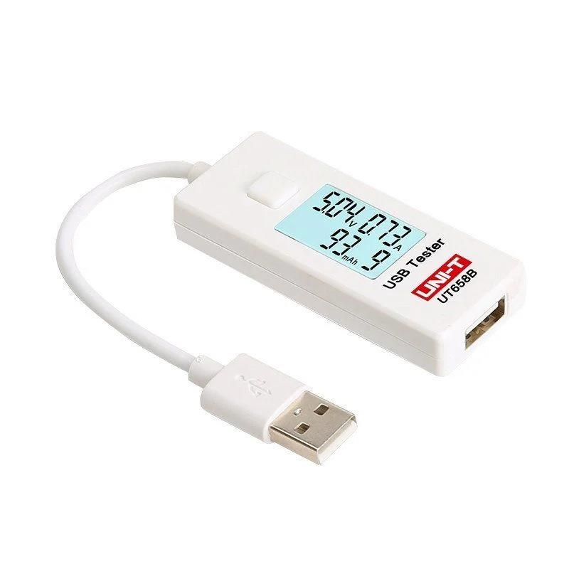 Beyaz arkaplanda dijital ekranlı ve bağlı USB kablolu beyaz bir UNI-T USB test cihazı.