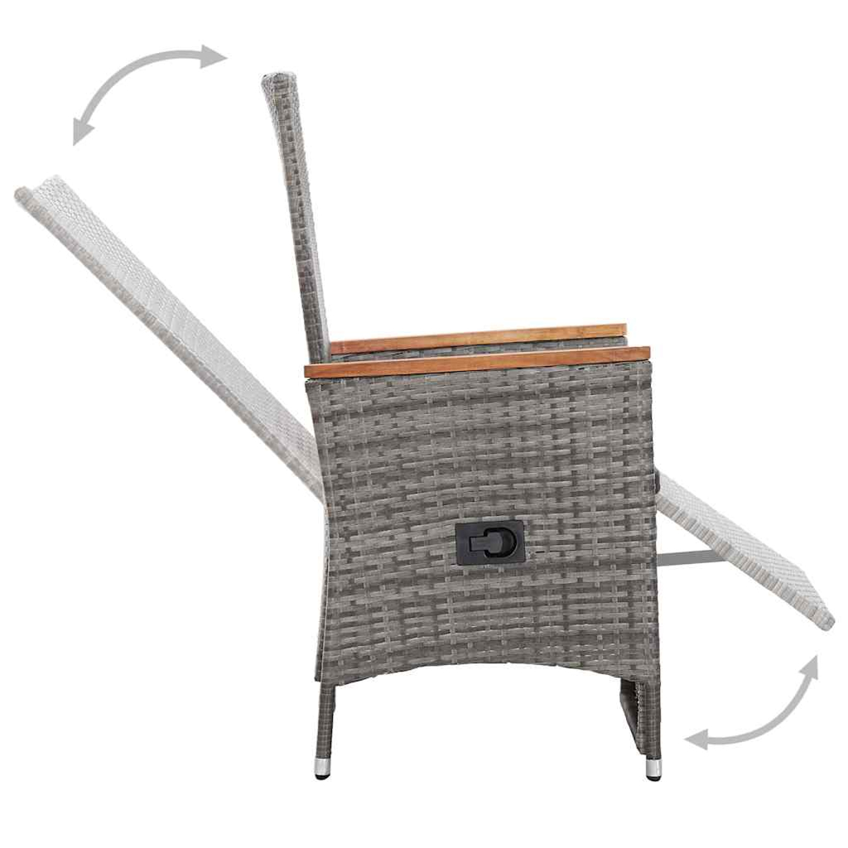 Silla de jardín reclinable de ratán sintético gris con reposabrazos de madera.