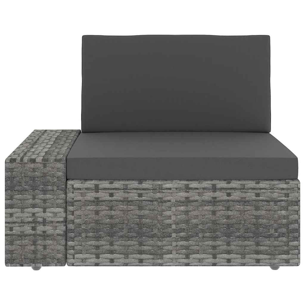 Graues Rattan-Modulsofaelement mit dunkelgrauen Sitz- und Rückenkissen und angefügtem Beistelltisch.