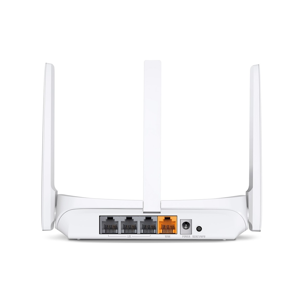 Üç antene ve çeşitli LAN, WAN ve güç bağlantı noktalarına sahip beyaz bir Wi-Fi yönlendiricinin arka görünümü.