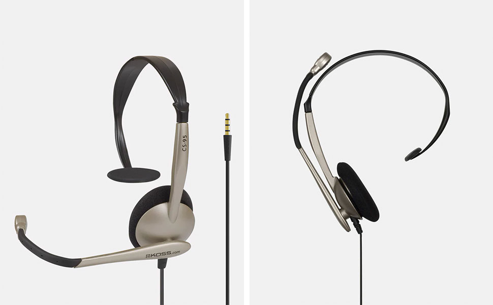 Auriculares supraaurales grises Koss CS-95 con micrófono y conector en fondo claro.