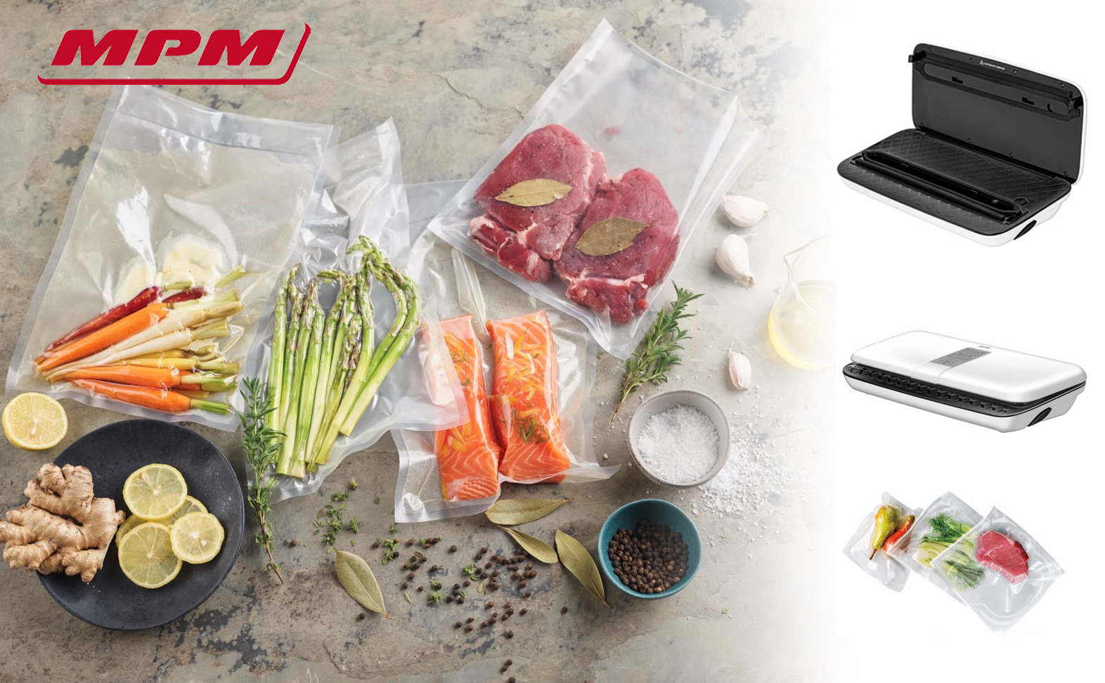 Vakuumierte Lebensmittel wie Fleisch, Spargel und Karotten auf einer Arbeitsfläche mit zwei Vakuumiergeräten.