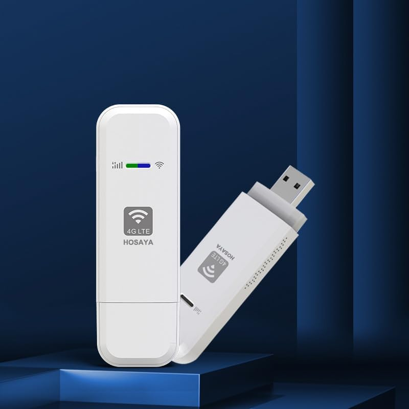 Zwei weiße 4G LTE USB-WLAN-Sticks vor blauem Hintergrund.