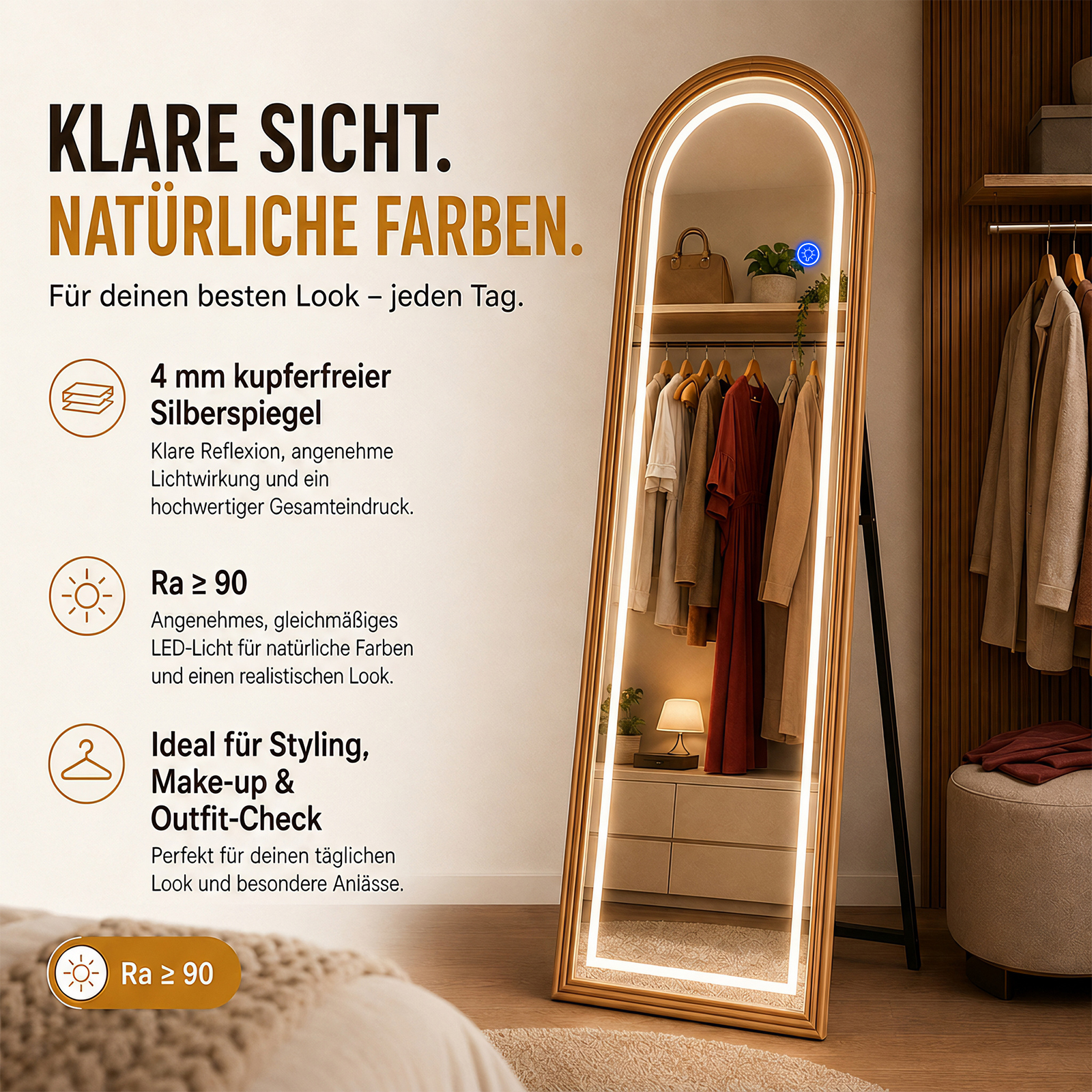 Ein gebogener LED-Ganzspiegel mit Holzrahmen steht in einem Raum, links mit deutschem Text und Produktmerkmalen.