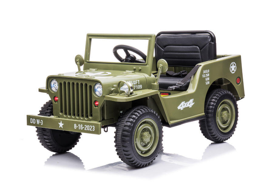Ein grünes elektrisches Kinderauto im Militär-Jeep-Design mit schwarzem Sitz und großen Reifen.