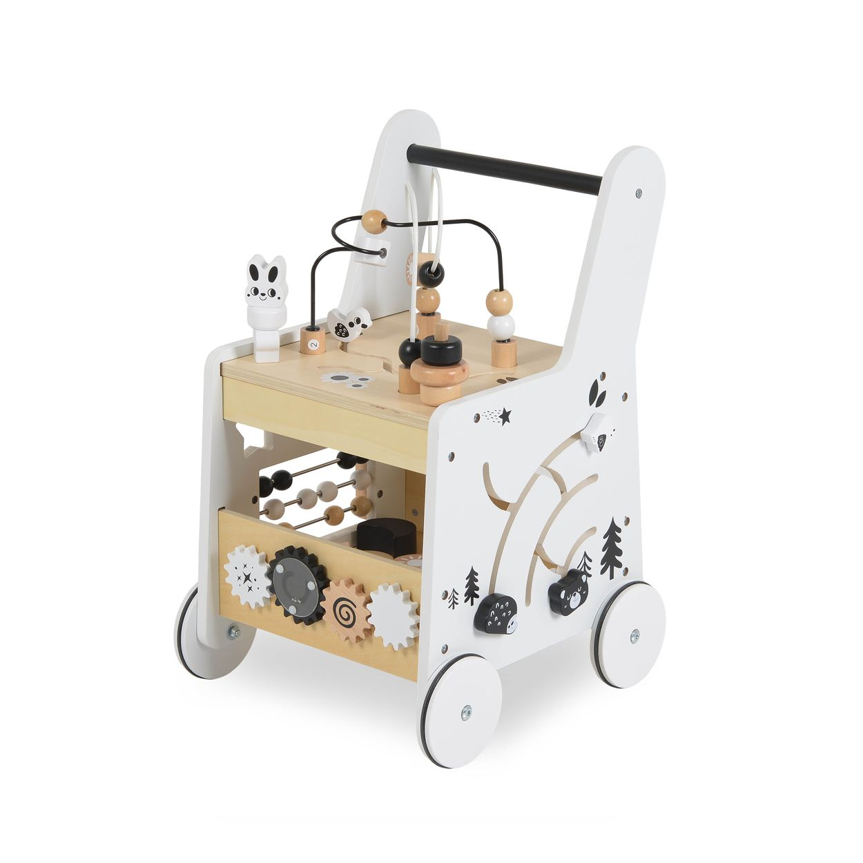 Ein weiß-holzfarbener Lauflernwagen aus Holz mit Montessori-Aktivitäten, Zahnrädern, Abakus und Perlenlabyrinth.