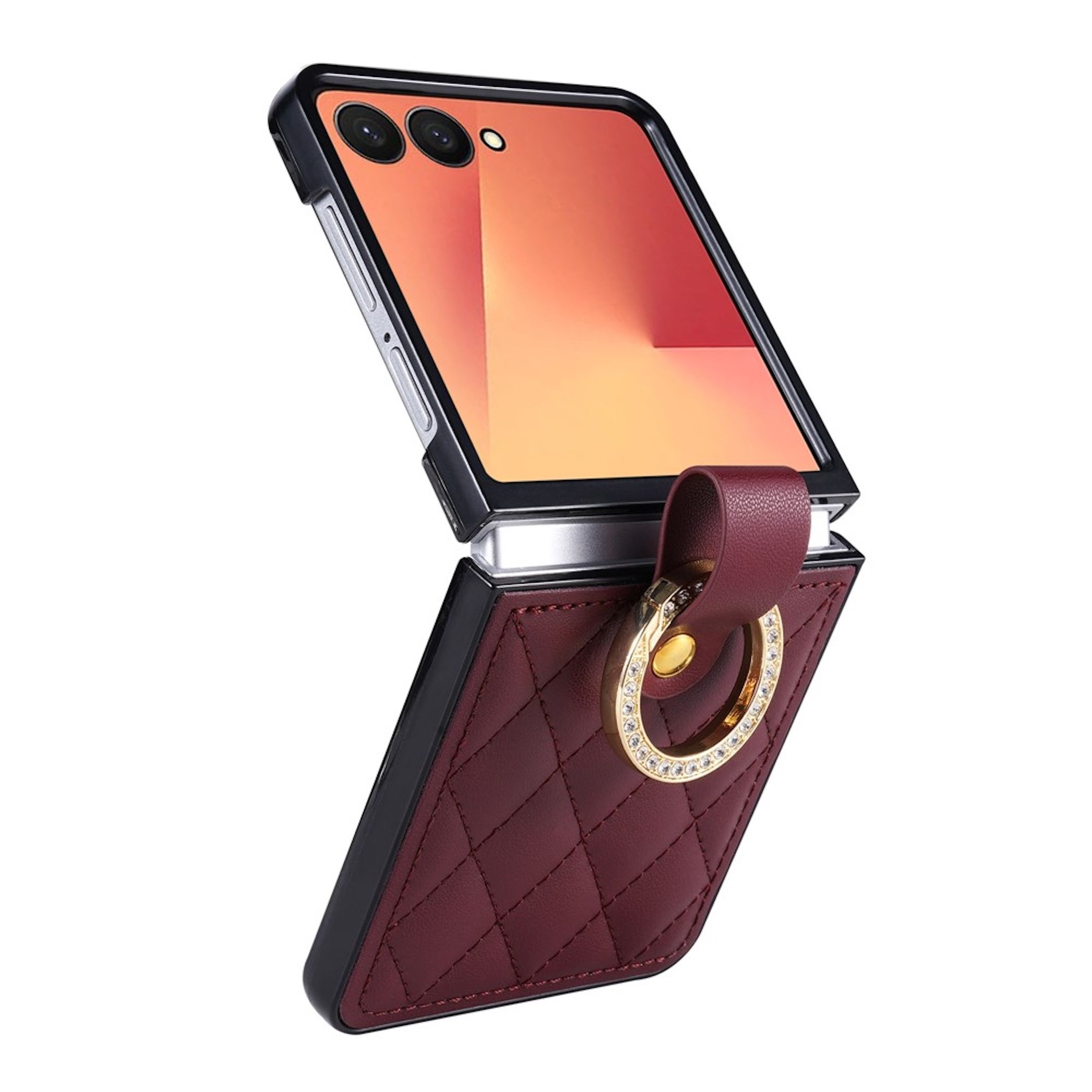 Ein faltbares Smartphone in gestepptem burgunderrotem Lederetui mit Gold- und Kristallring.