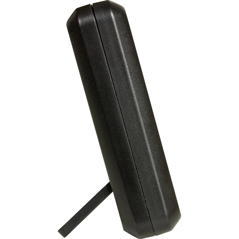 Ein schwarzes elektronisches Gerät mit Ständer auf weißem Hintergrund.