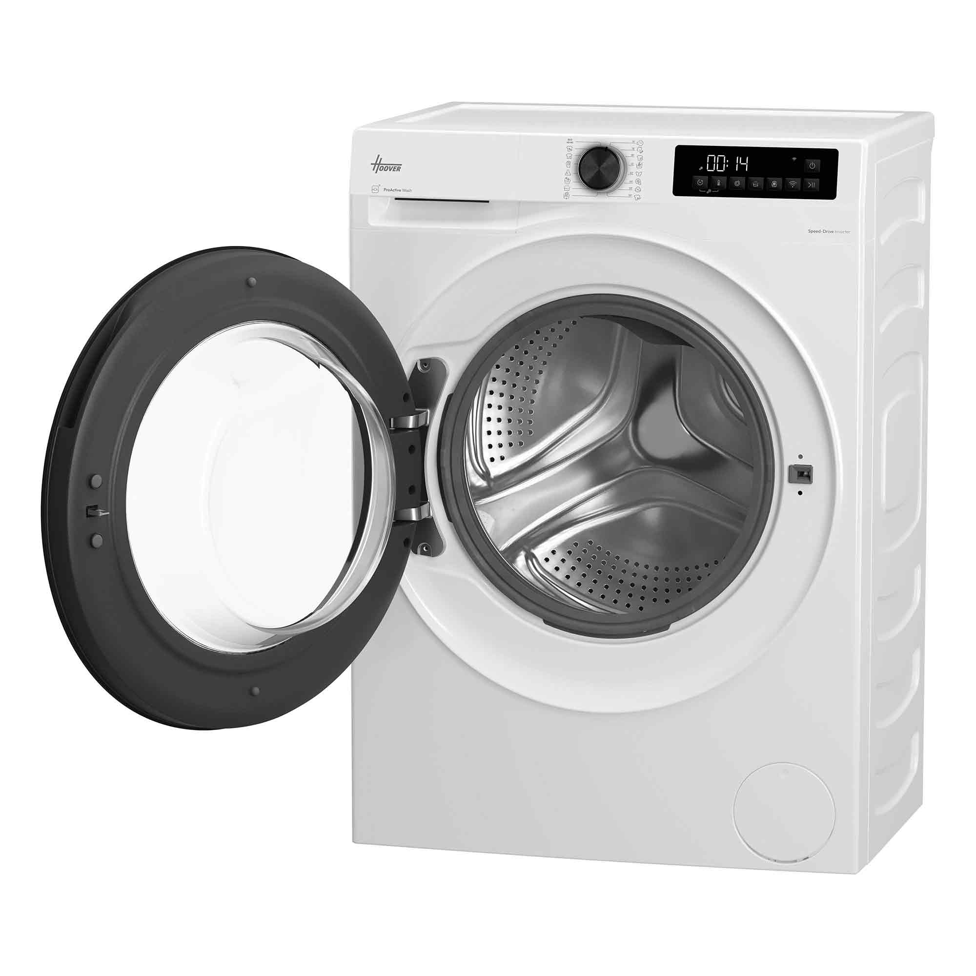 Weiße Frontlader-Waschmaschine mit offener dunkler Tür, die die Edelstahltrommel, das Display und den Drehregler zeigt.