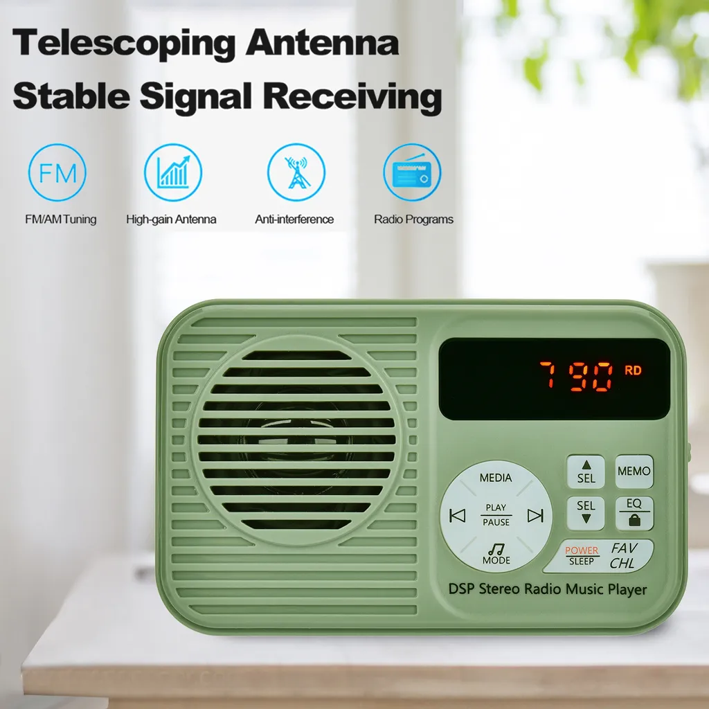 Grünes digitales Radio mit Lautsprecher und Display auf einem Tisch.