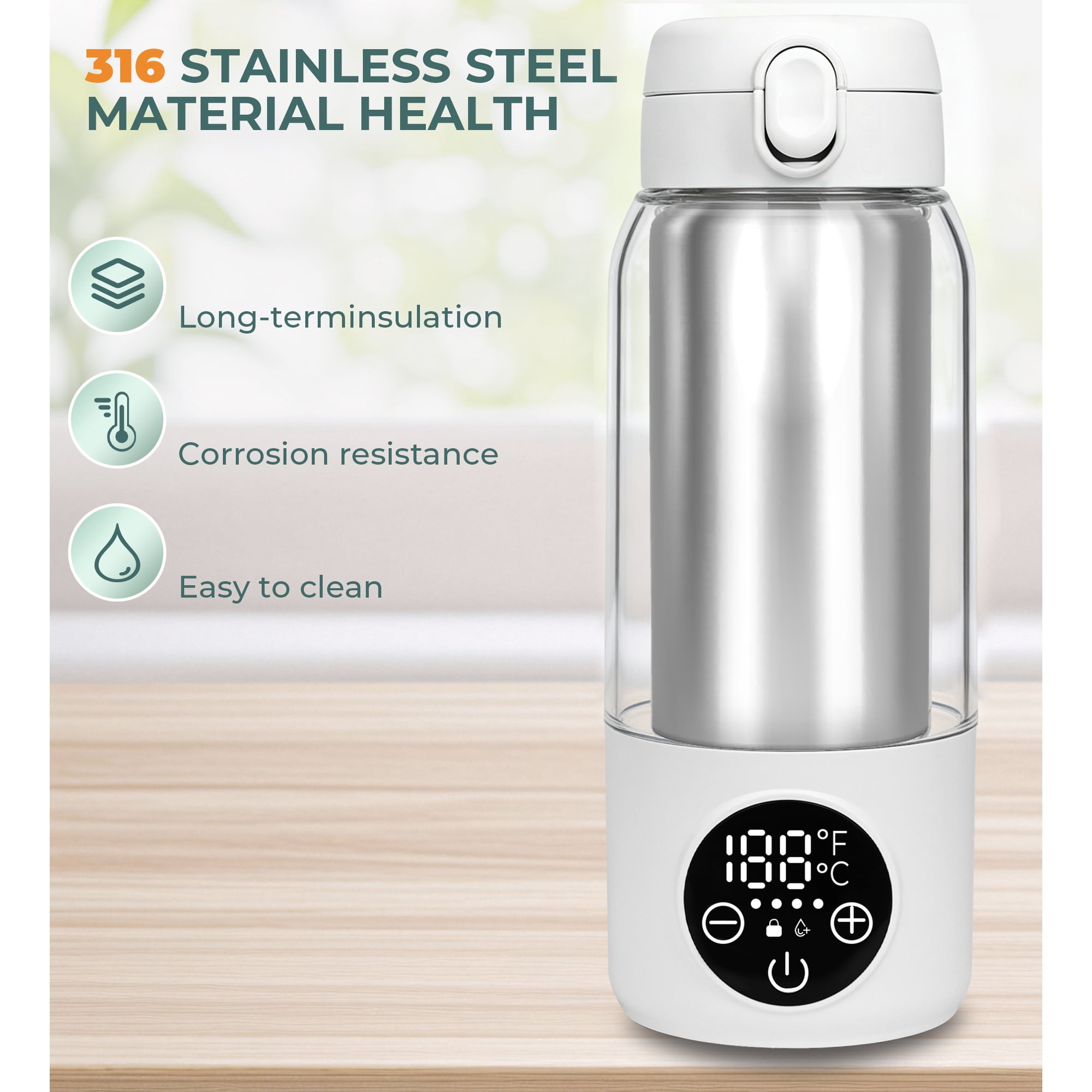 Eine weiße Edelstahl-Thermosflasche mit digitaler Temperaturanzeige auf einem Holztisch.