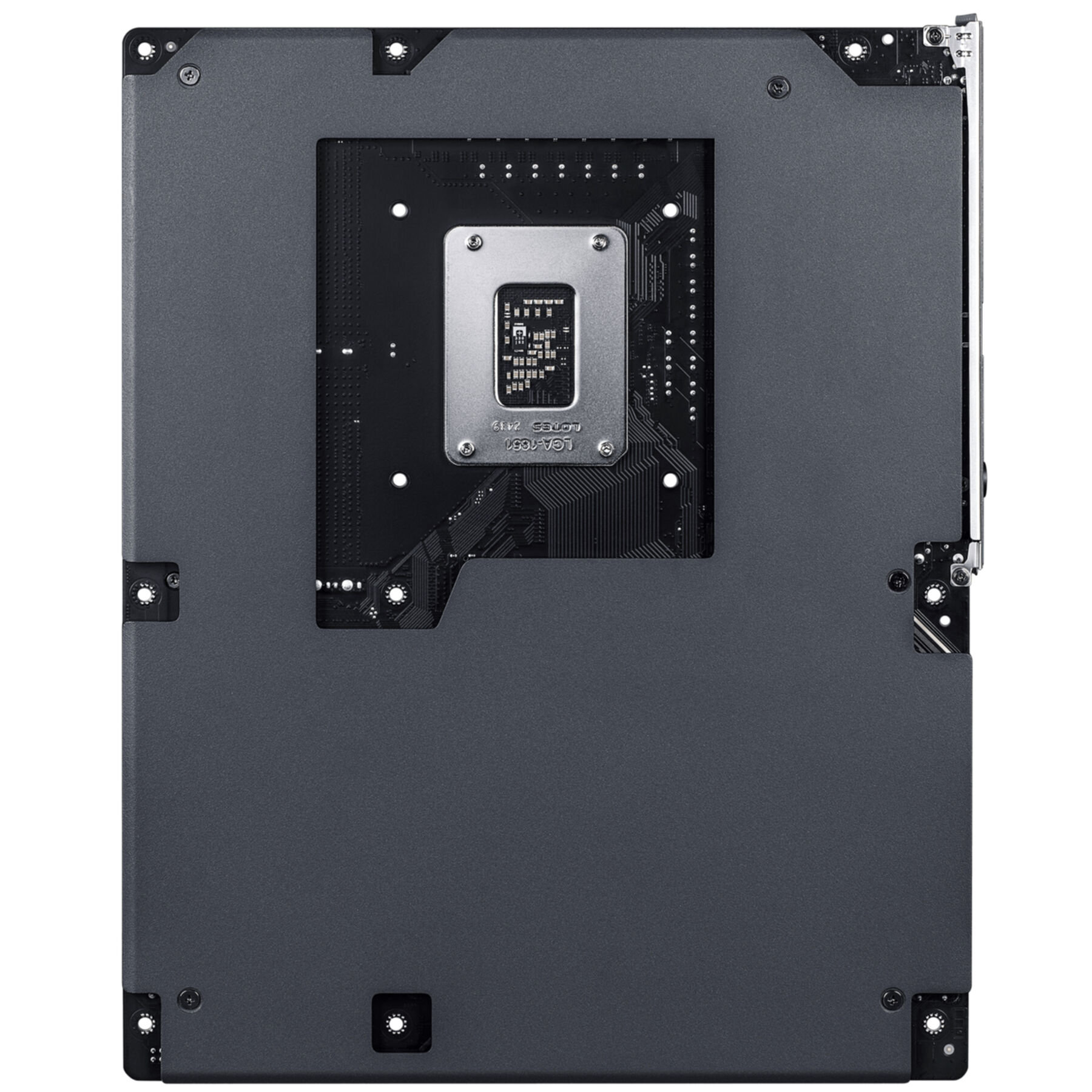 Rückseite einer dunklen Hauptplatine mit einem zentralen silbernen CPU-Sockel und sichtbaren Schrauben.