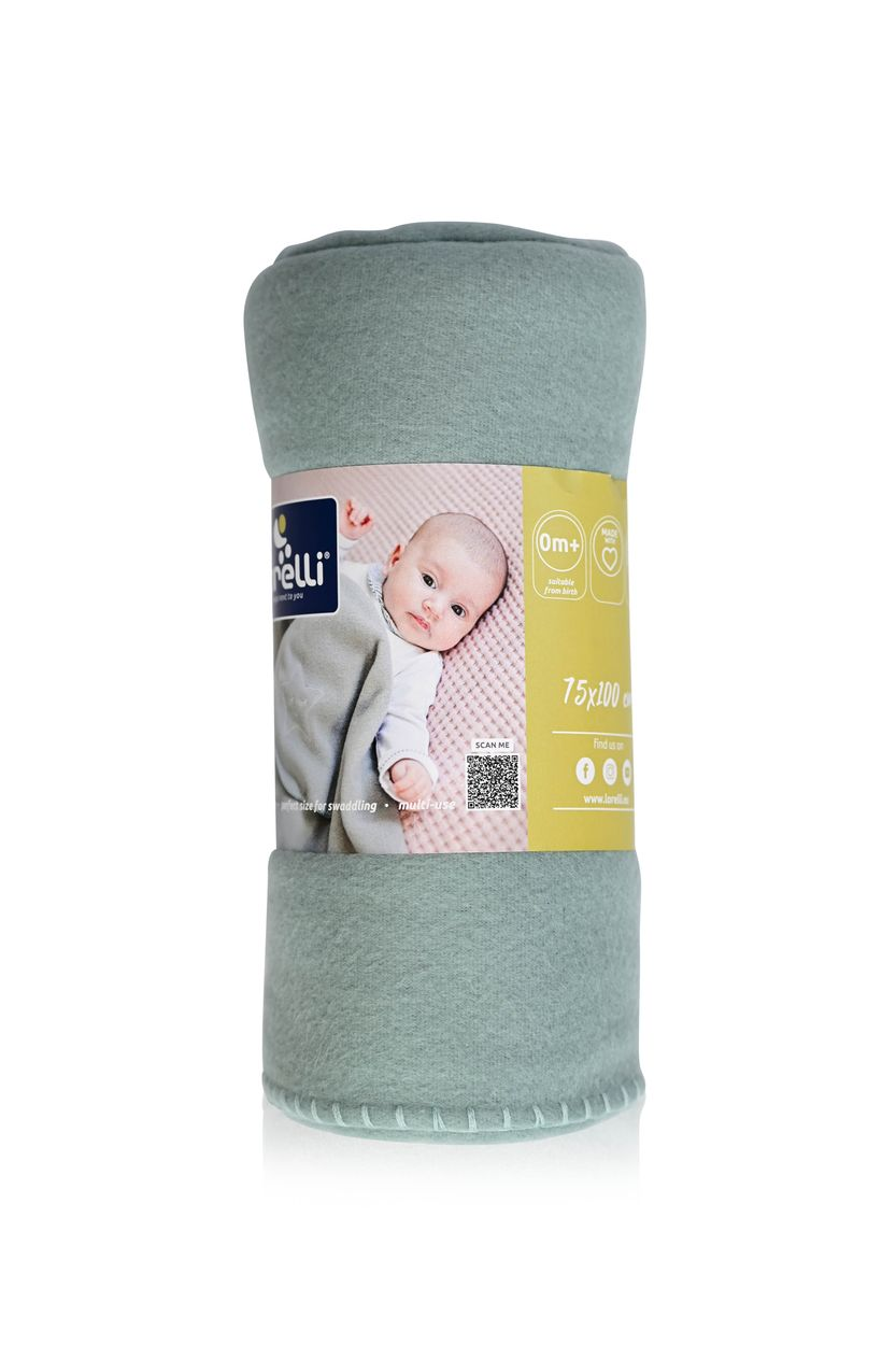 Eingerollte grüne Babysequnde mit Produktverpackung und Foto eines Babys.