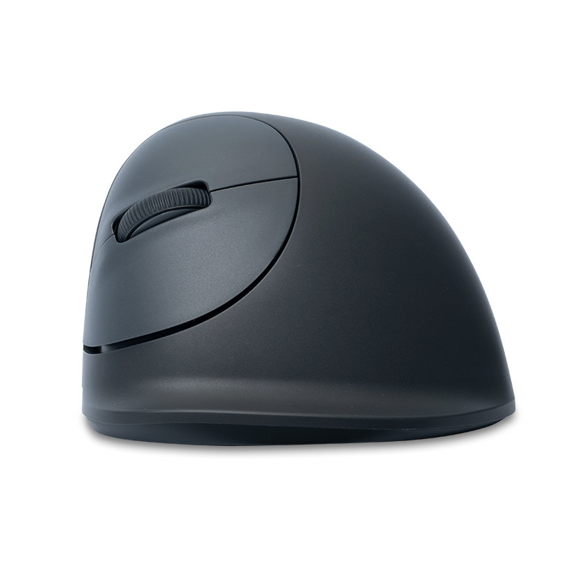Eine schwarze ergonomische Computermaus auf schwarzem Hintergrund.