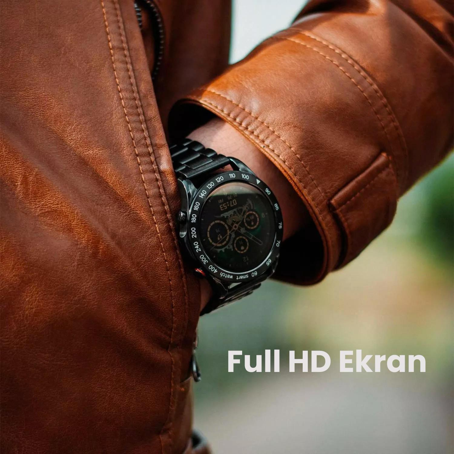 A person wearing a brown leather jacket displays a black smartwatch on their wrist, with text "Full HD Ekran".