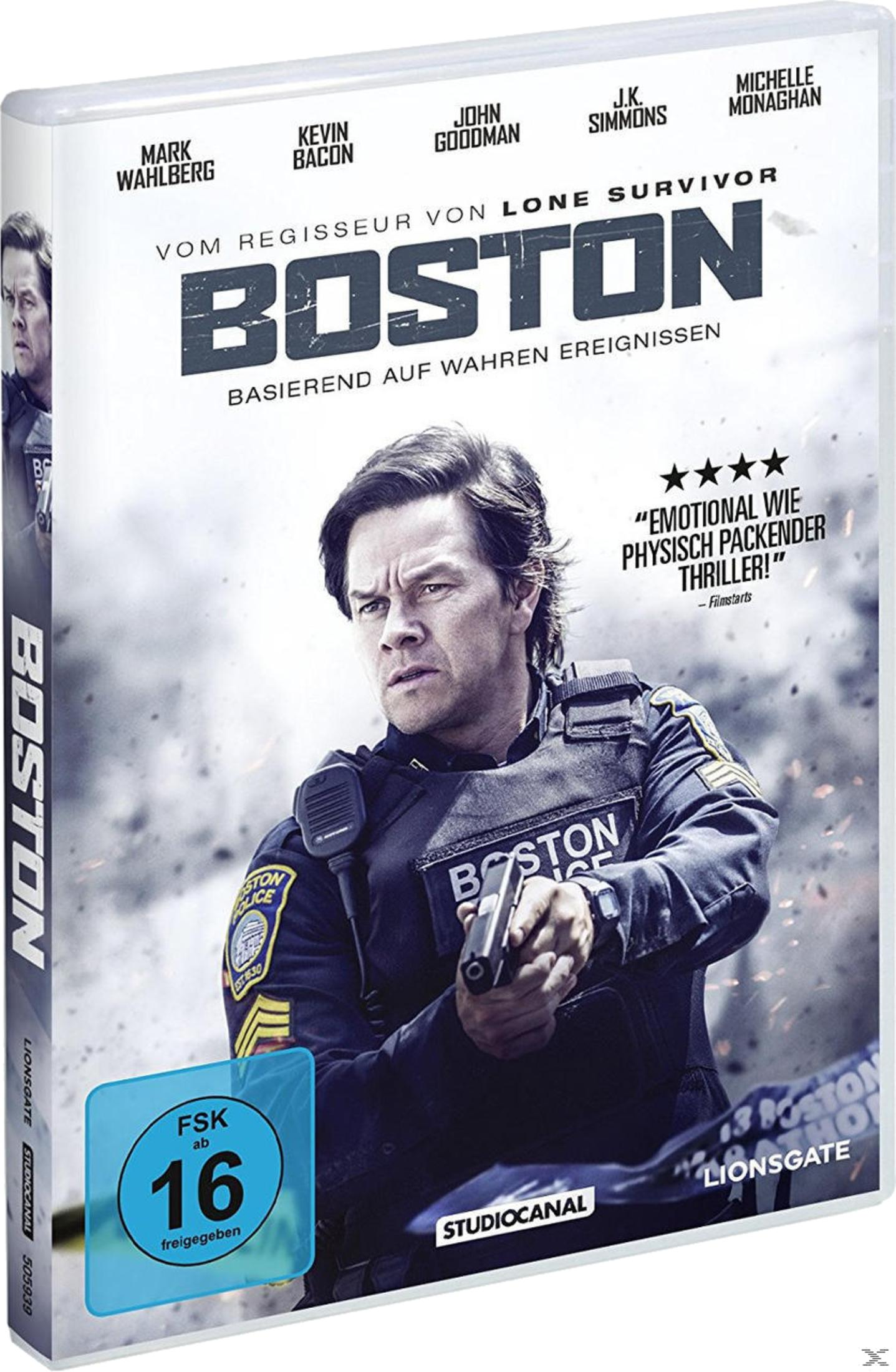 DVD-Cover des Films Boston mit Mark Wahlberg in einer Polizeiuniform mit Waffe vor rauchigem Hintergrund.