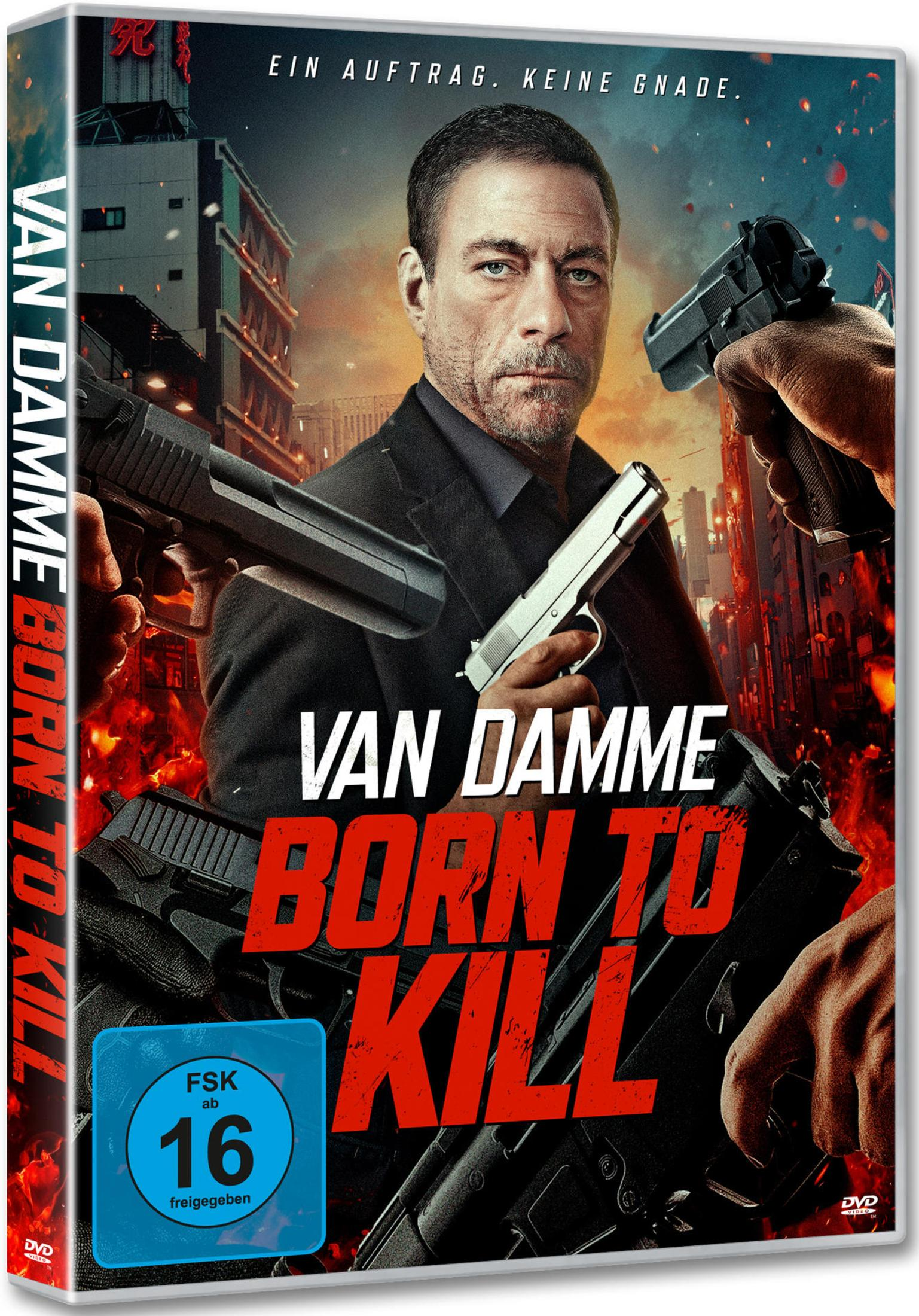 DVD-Cover von Born to Kill mit Jean-Claude Van Damme, der Waffen hält, vor einer brennenden Stadt.