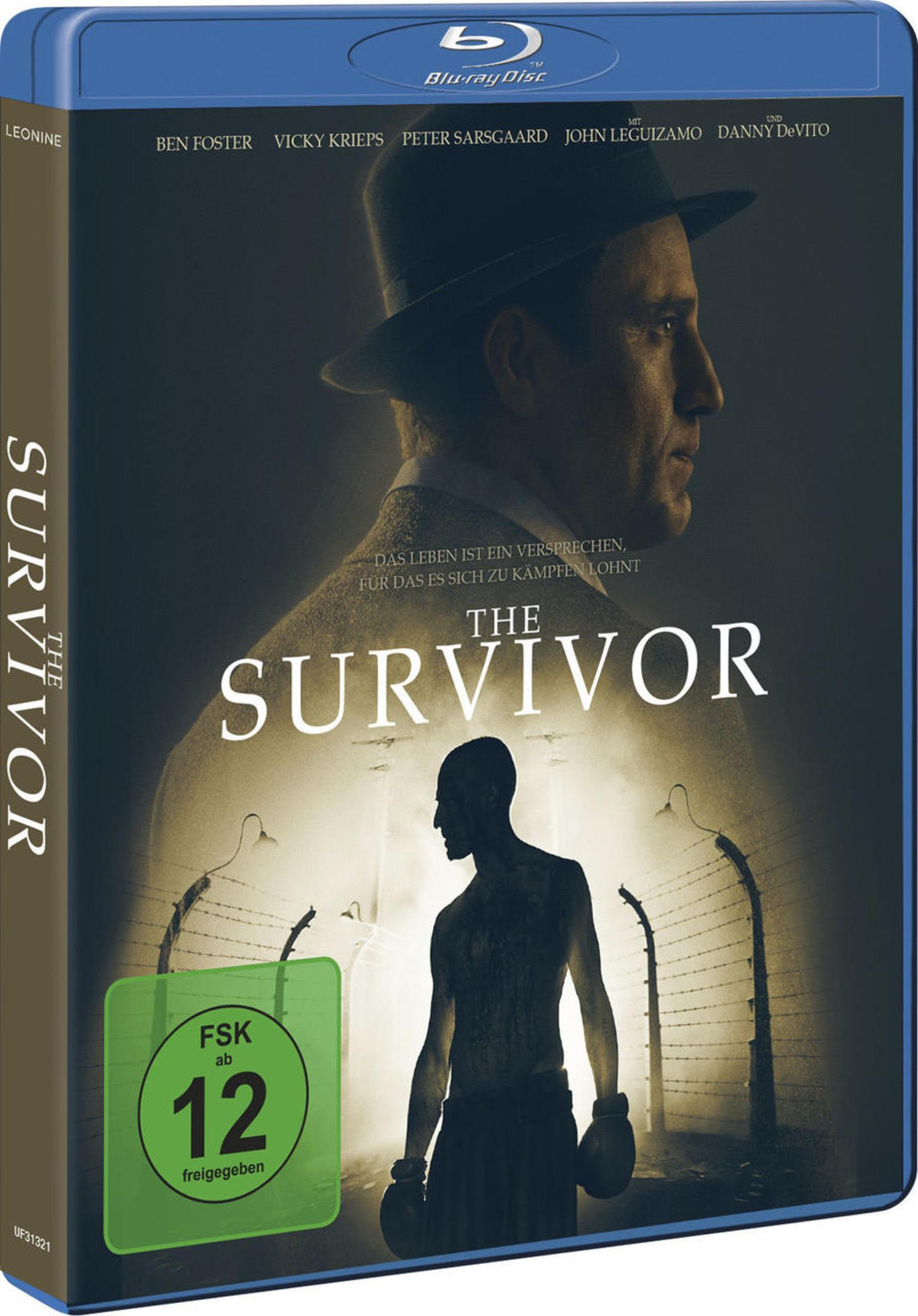 Blu-ray-Hülle des Films The Survivor mit einem Mann mit Hut oben und einem Boxer vor einem Zaun unten.