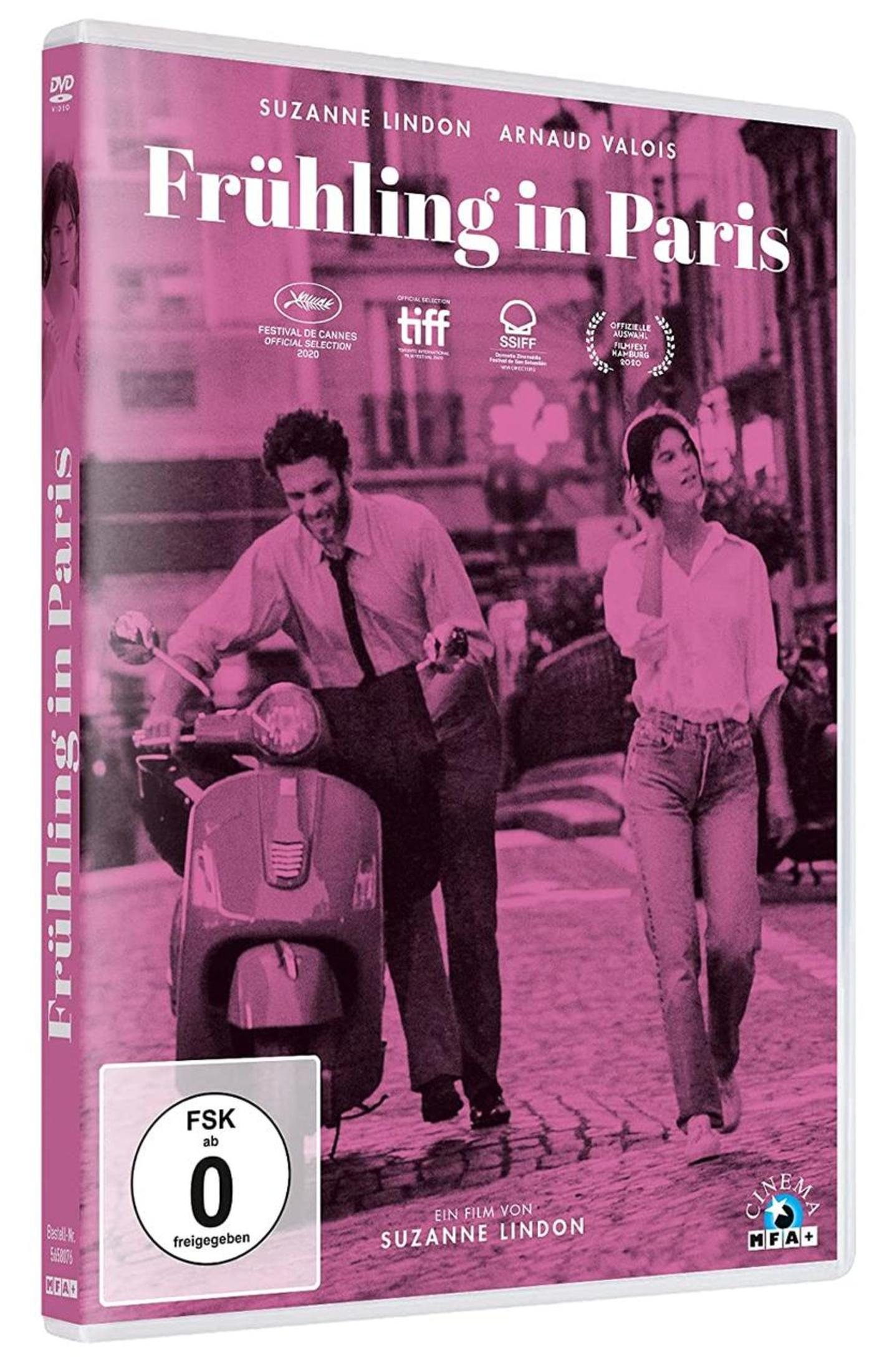 DVD-Hülle von 'Frühling in Paris' in Rosa mit einem Mann auf einem Roller und einer Frau auf der Straße.