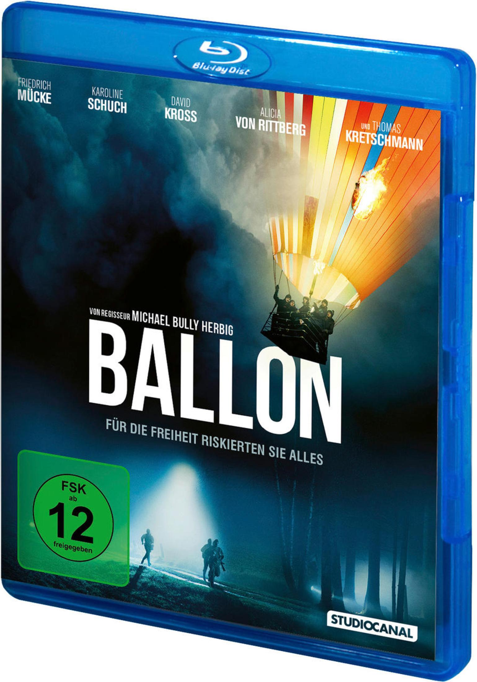 Blu-ray-Hülle des Films Ballon mit Heißluftballon vor stürmischem Himmel und Personen im nächtlichen Wald.