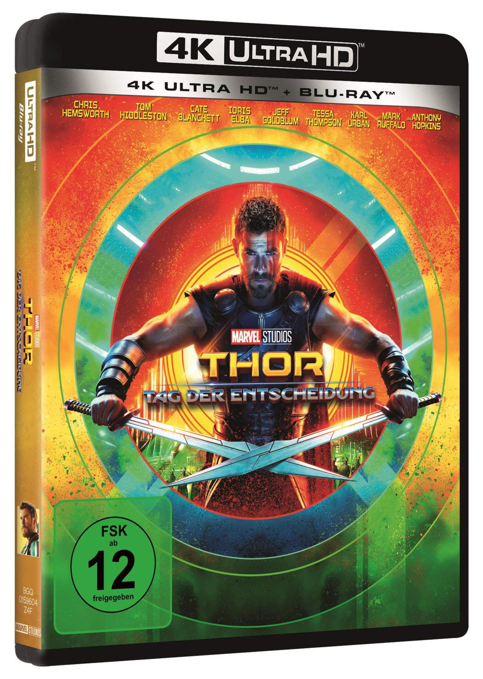 Thor 4K Ultra HD Blu-ray Cover mit Thor, der zwei Schwerter hält, vor einem bunten Hintergrund.