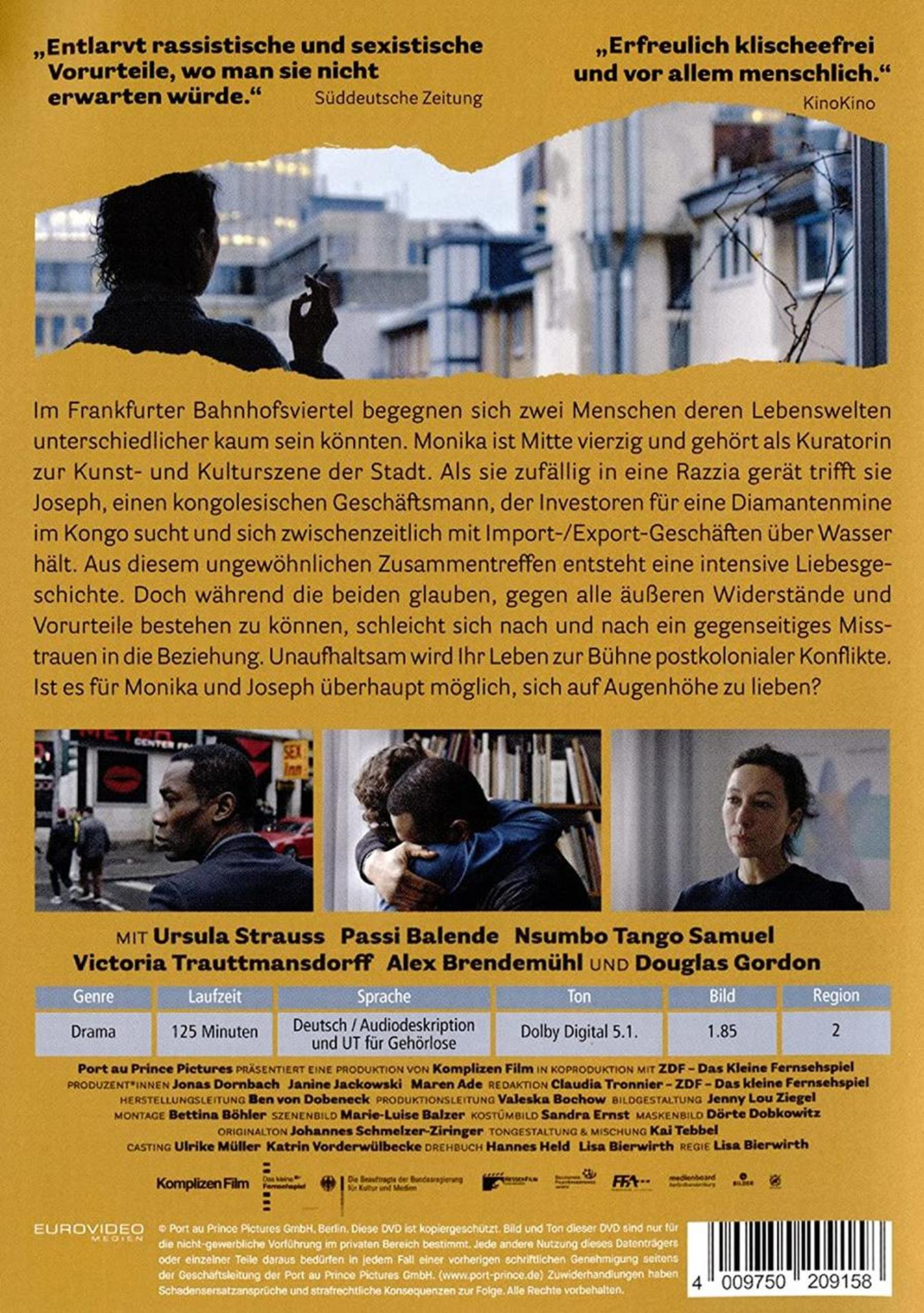 Filmposter auf Gelb mit Text, Zitaten und drei kleineren Bildern von Menschen, darunter zwei sich umarmende Personen.