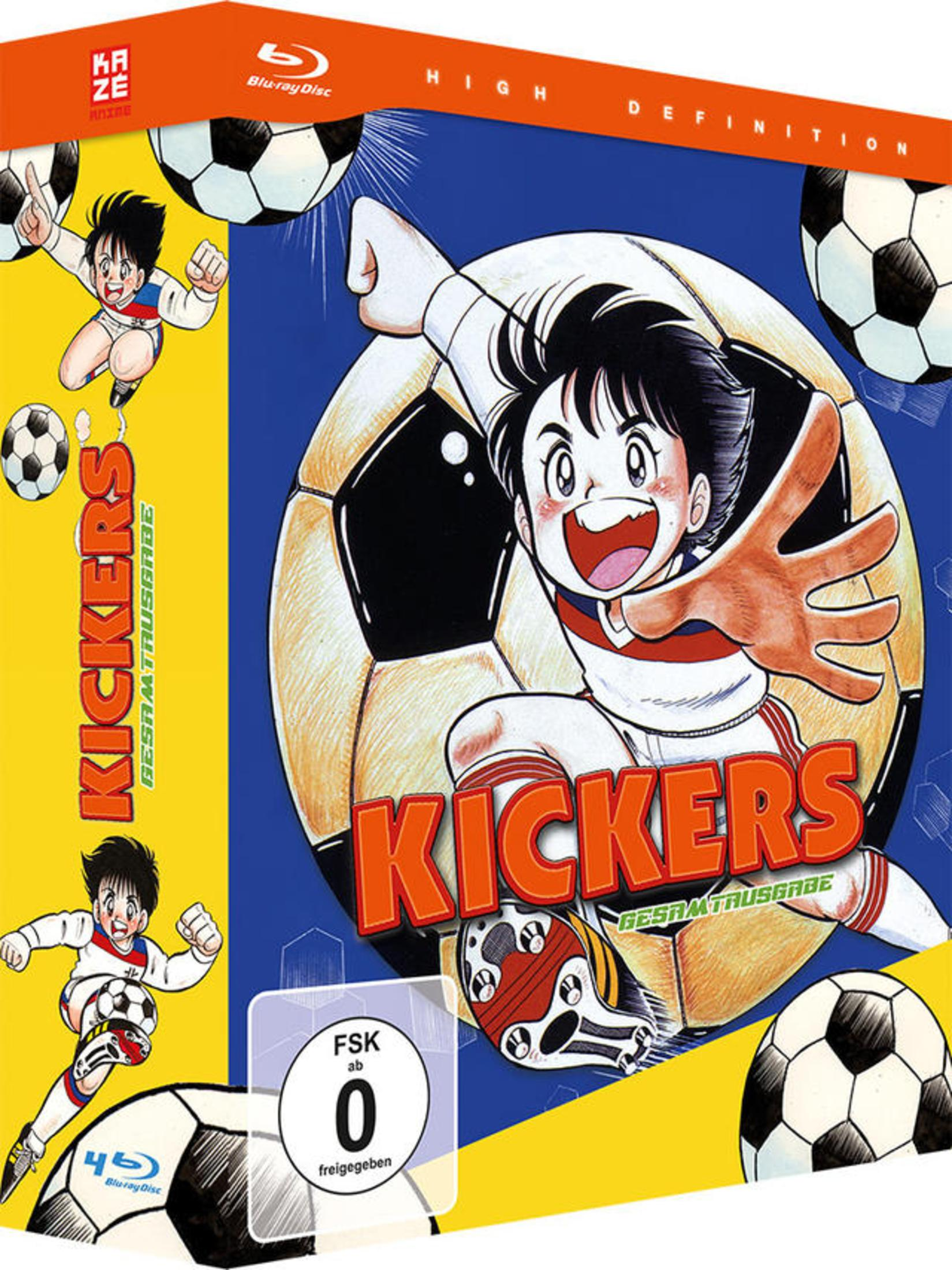 Blu-ray-Hülle von Kickers Gesamtausgabe mit Anime-Fußballer und mehreren Bällen.
