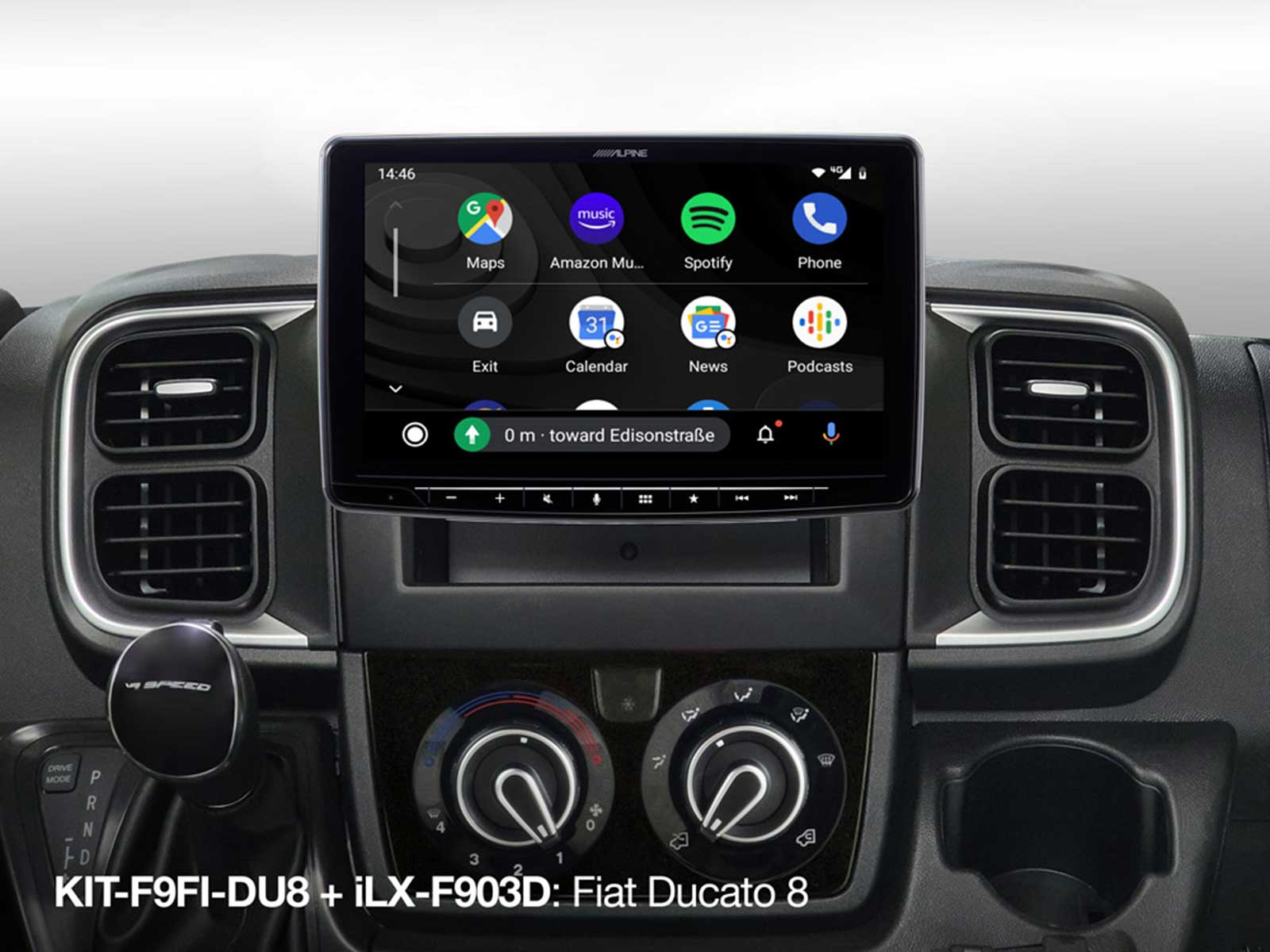 Alpine iLX-F903D Infotainment-System in einem Fiat Ducato 8 mit Bildschirm und App-Icons.