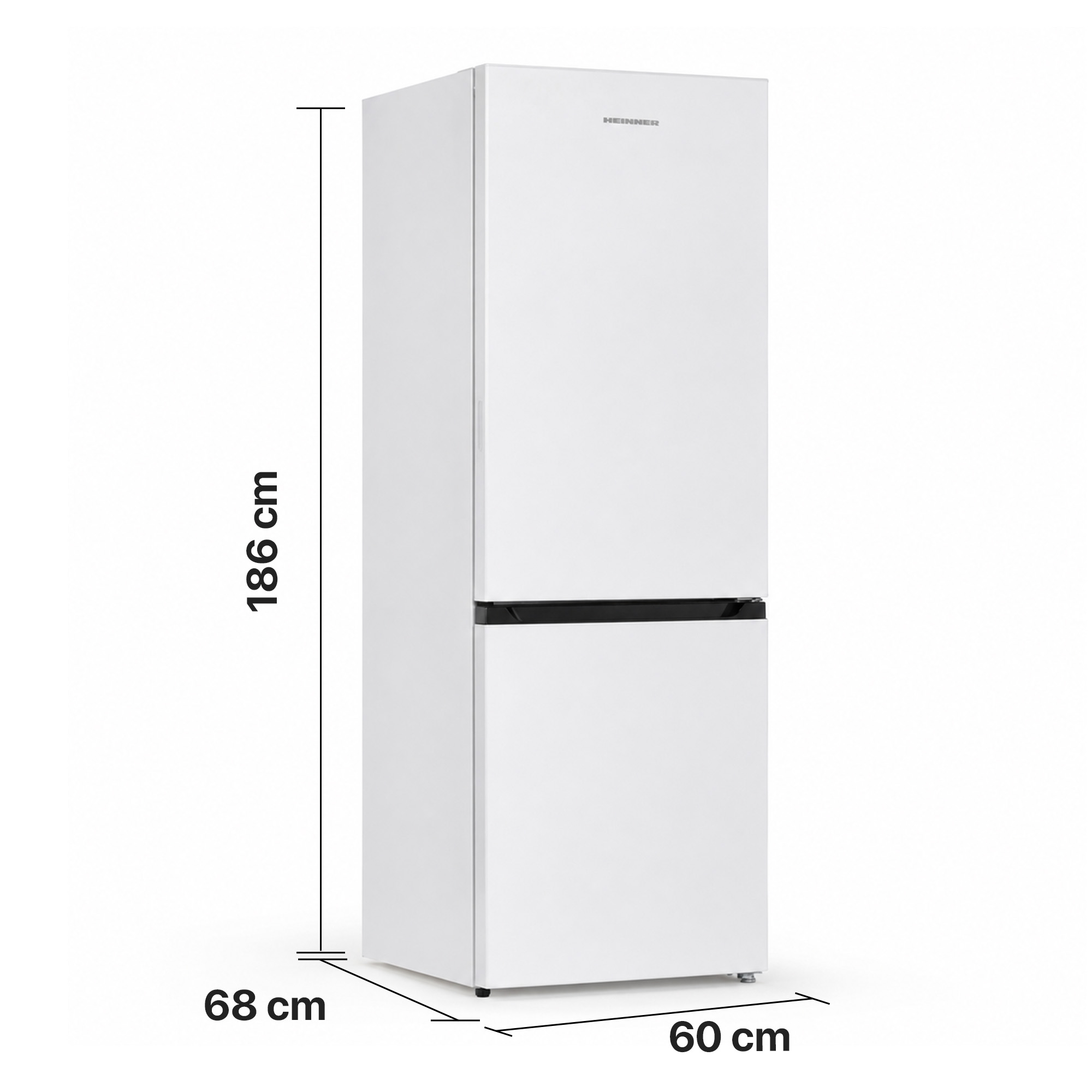 Een witte Heinner koelkast met afmetingen van 186 cm hoog, 60 cm breed en 68 cm diep op een witte achtergrond.
