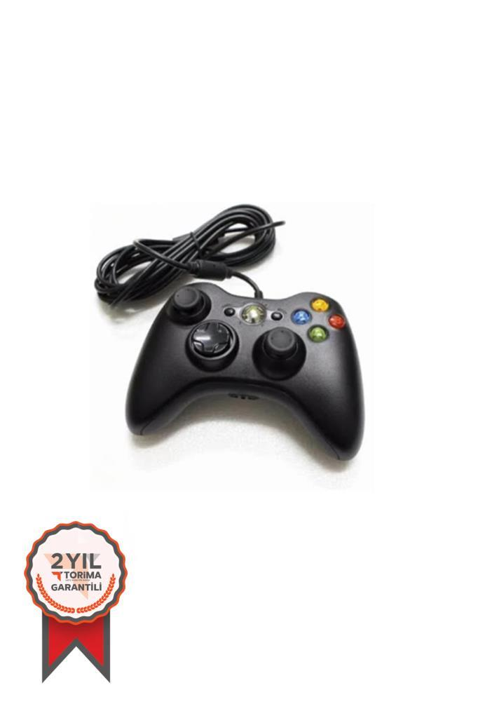 Beyaz arka planda garanti mühürlü siyah kablolu Xbox 360 oyun kolu.
