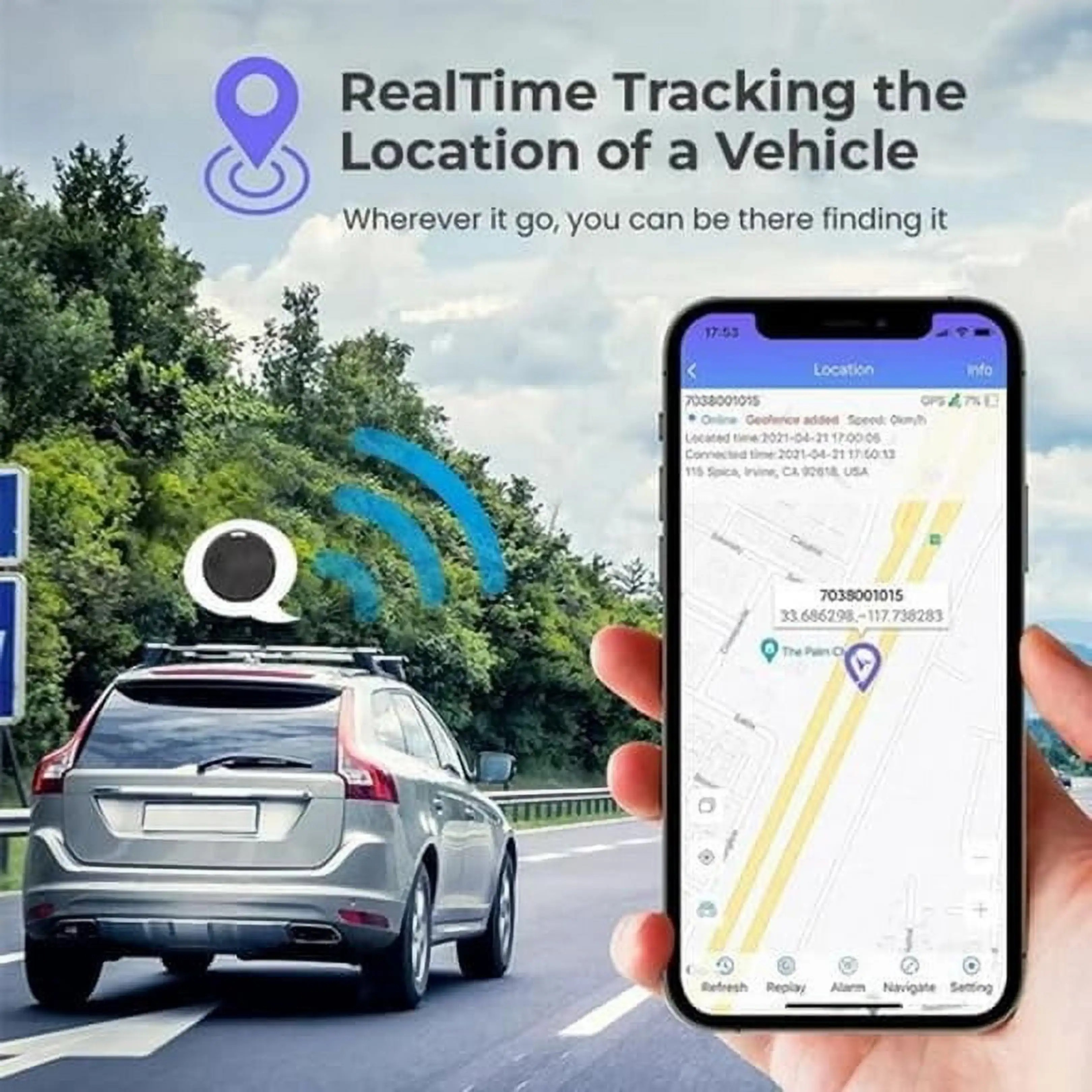 Eine Hand hält ein Smartphone mit GPS-Karte, im Hintergrund fährt ein silbernes Auto auf einer Autobahn.