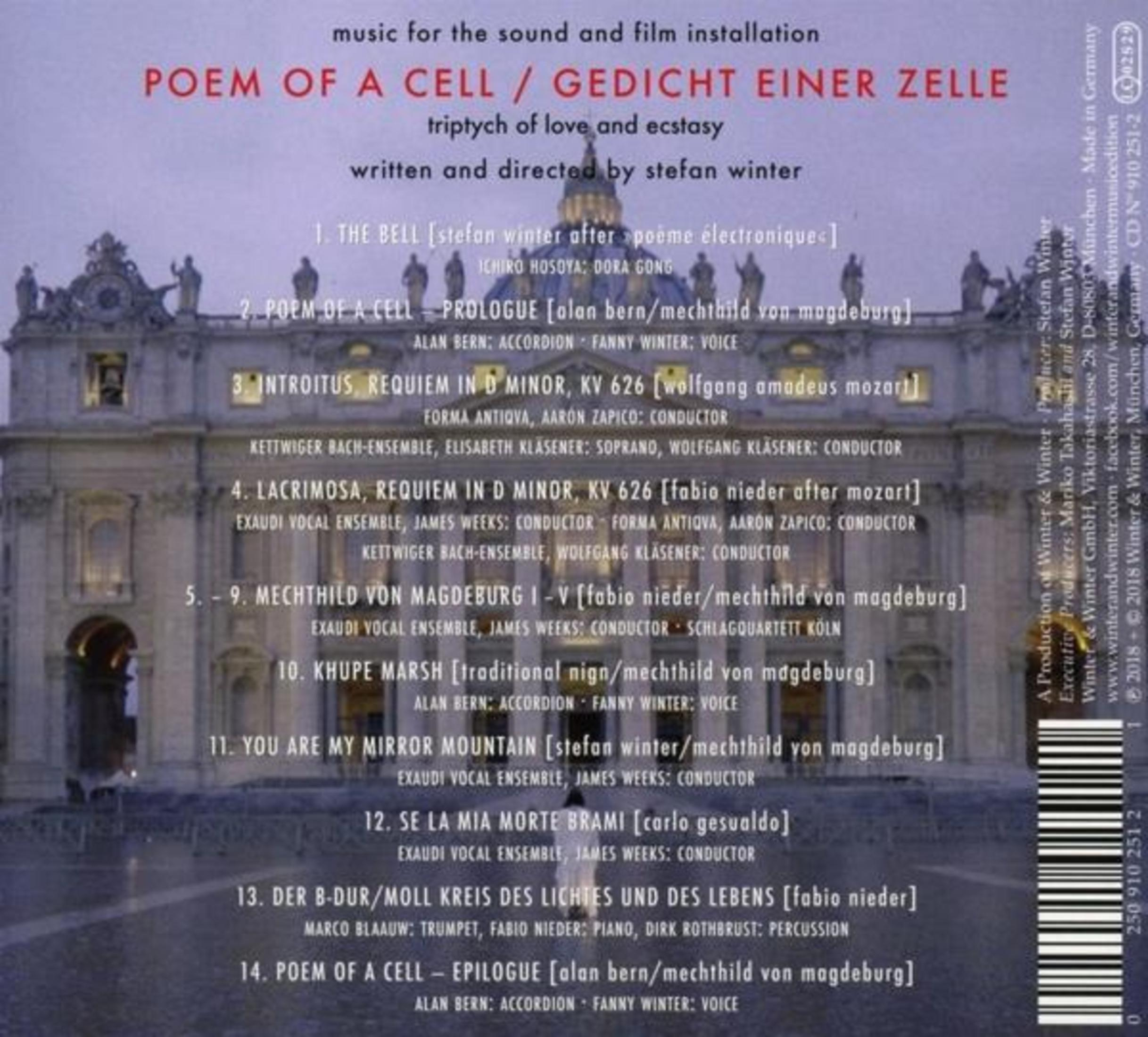 CD-Rückseite mit Tracklist von Poem of a Cell und einem beleuchteten Gebäude im Hintergrund.