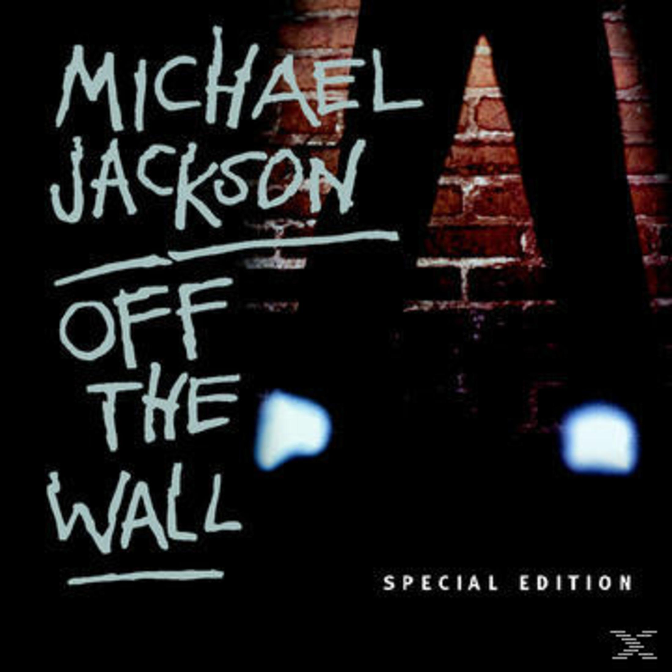 Albumcover von Michael Jackson Off the Wall, mit Text und den Beinen einer Person vor einer Ziegelwand.
