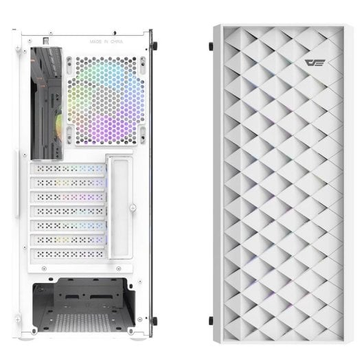 Weißes PC-Gehäuse zeigt die Rückseite mit RGB-Lüfter und die geometrisch gemusterte Front.