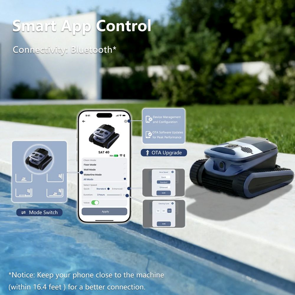 Un limpiapiscinas robotizado azul junto a una piscina con un teléfono que muestra controles.