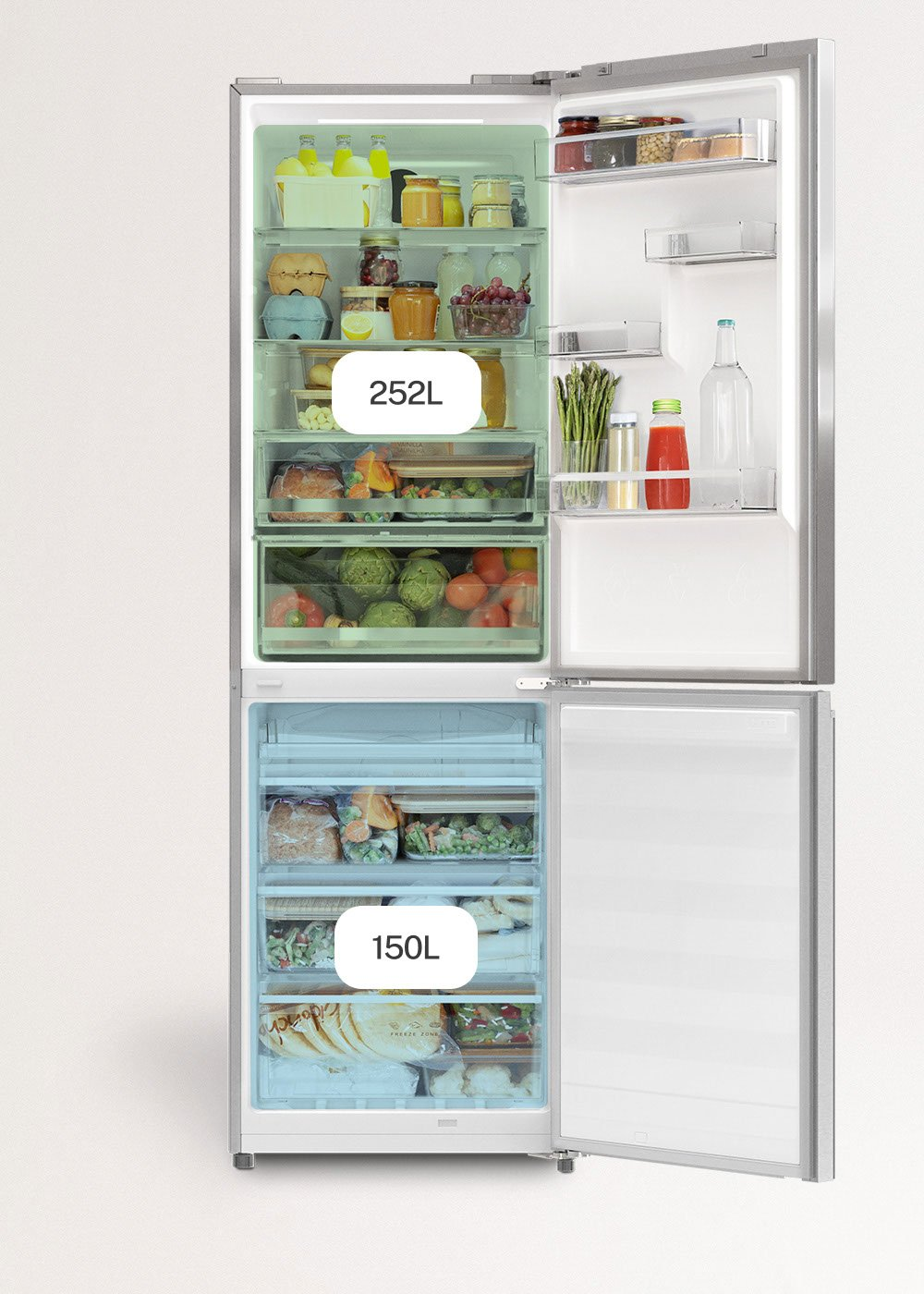 Un frigorífico plateado abierto con un compartimento de 252L arriba y un congelador de 150L abajo, lleno de comida.