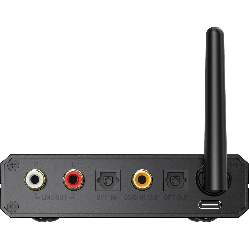 Czarny adapter audio z wyjściem liniowym R/L, wejściem/wyjściem optycznym, coax, portem USB-C i anteną.