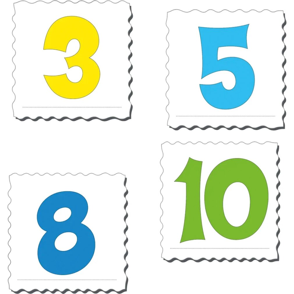 Vier quadratische Karten mit gezackten Kanten zeigen die Zahlen 3, 5, 8 und 10 in verschiedenen Farben.
